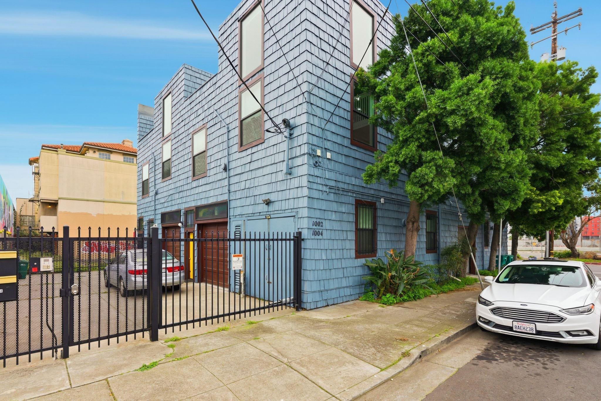 Detail Gallery Image 29 of 30 For 1004 9th Ave, Oakland,  CA 94606 - 1 Beds | 1/1 Baths