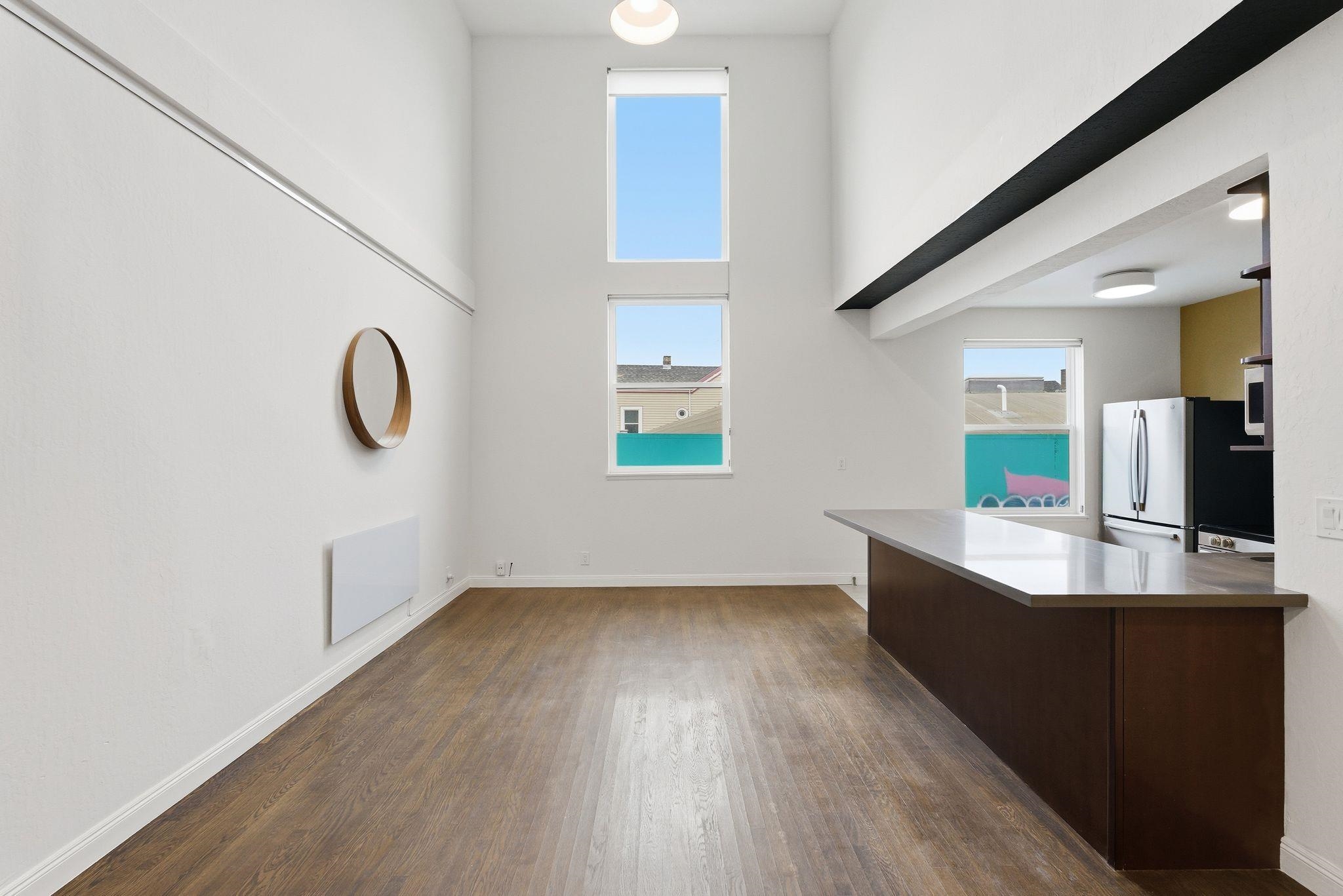 Detail Gallery Image 10 of 30 For 1004 9th Ave, Oakland,  CA 94606 - 1 Beds | 1/1 Baths