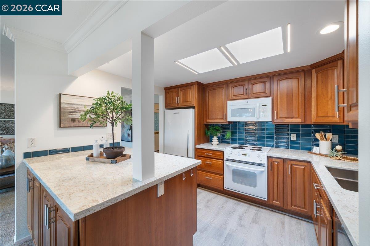 Photo #7: 41122144 Listing: Photo #7