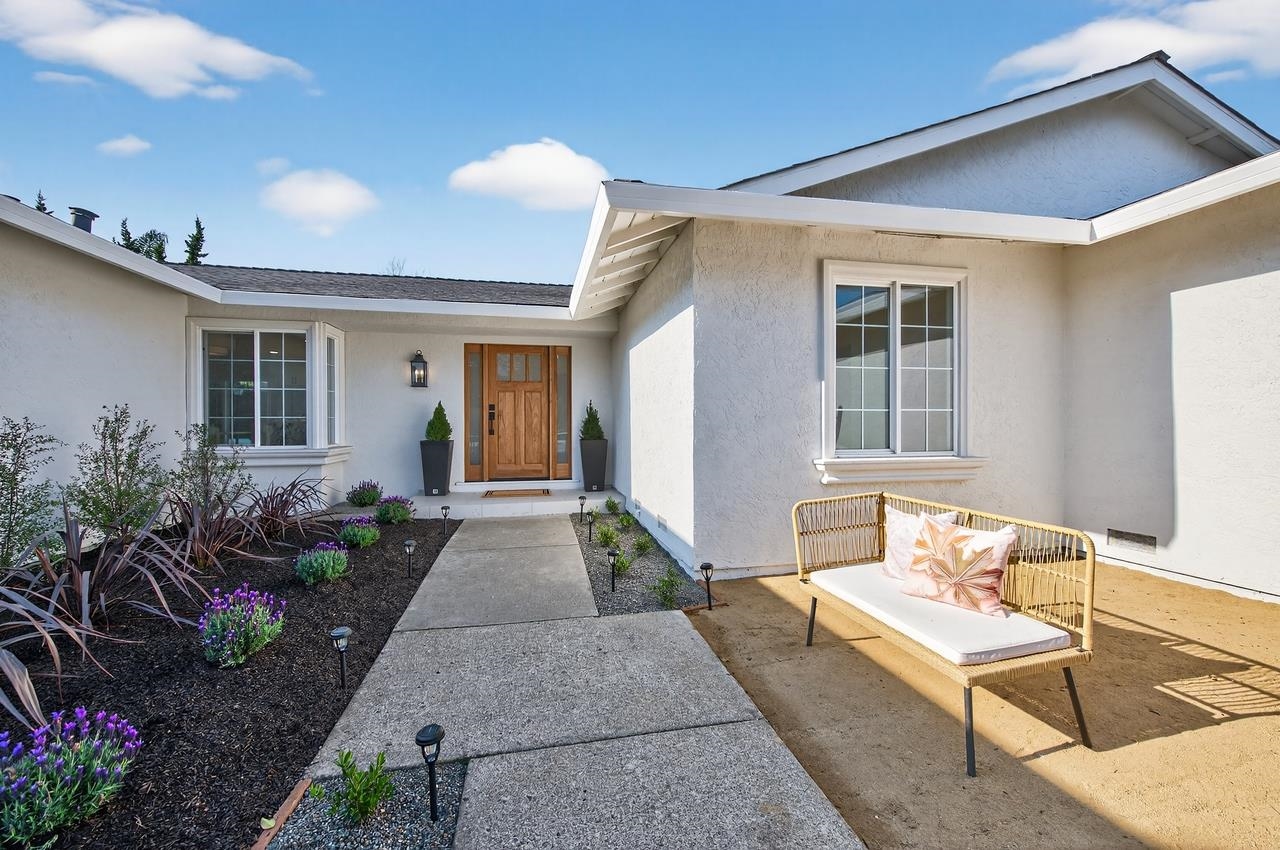 Detail Gallery Image 8 of 60 For 36 Barcelona Ct, Danville,  CA 94526 - 4 Beds | 2/1 Baths