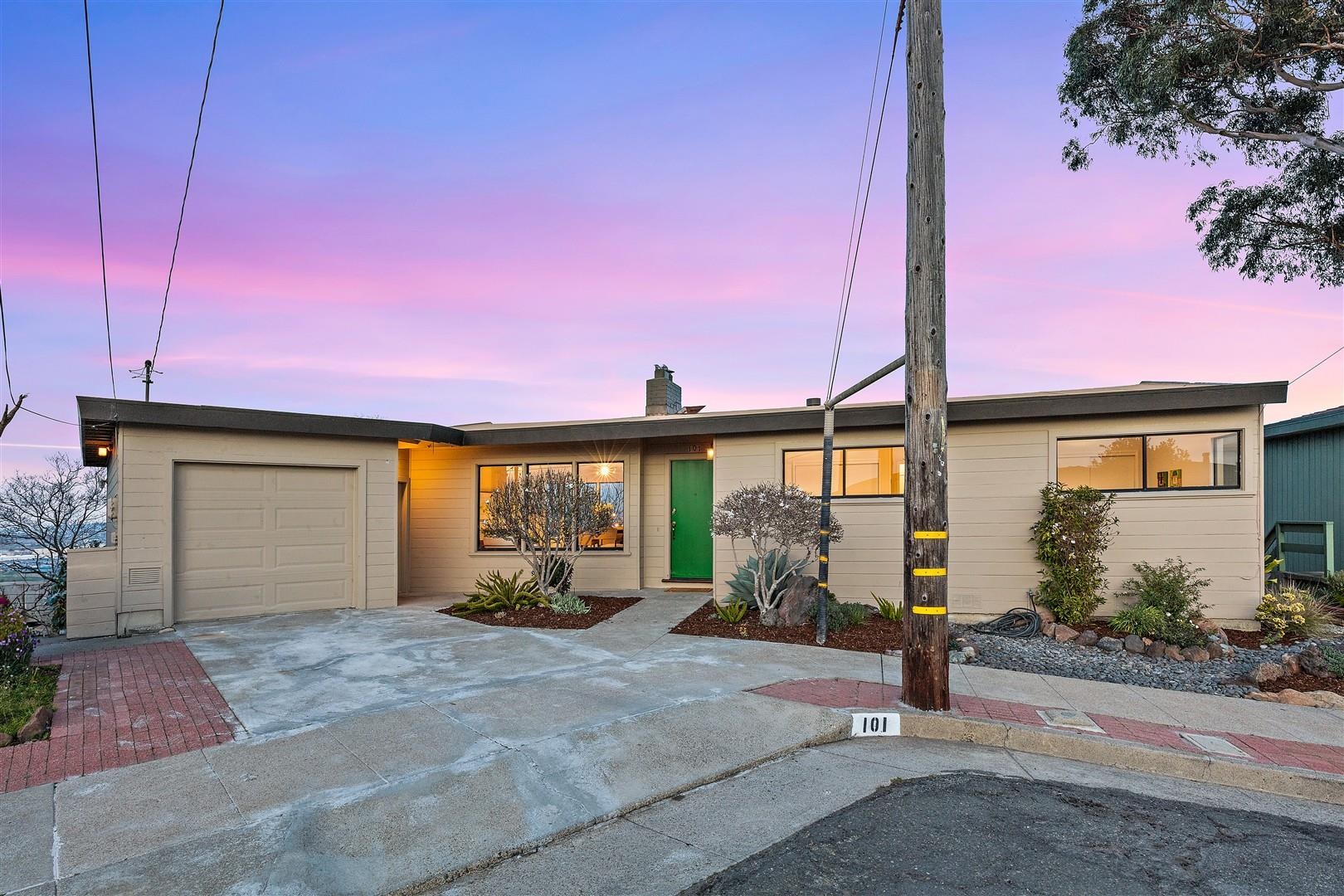 Detail Gallery Image 27 of 40 For 101 Crest Ave, Richmond,  CA 94801 - 3 Beds | 1 Baths