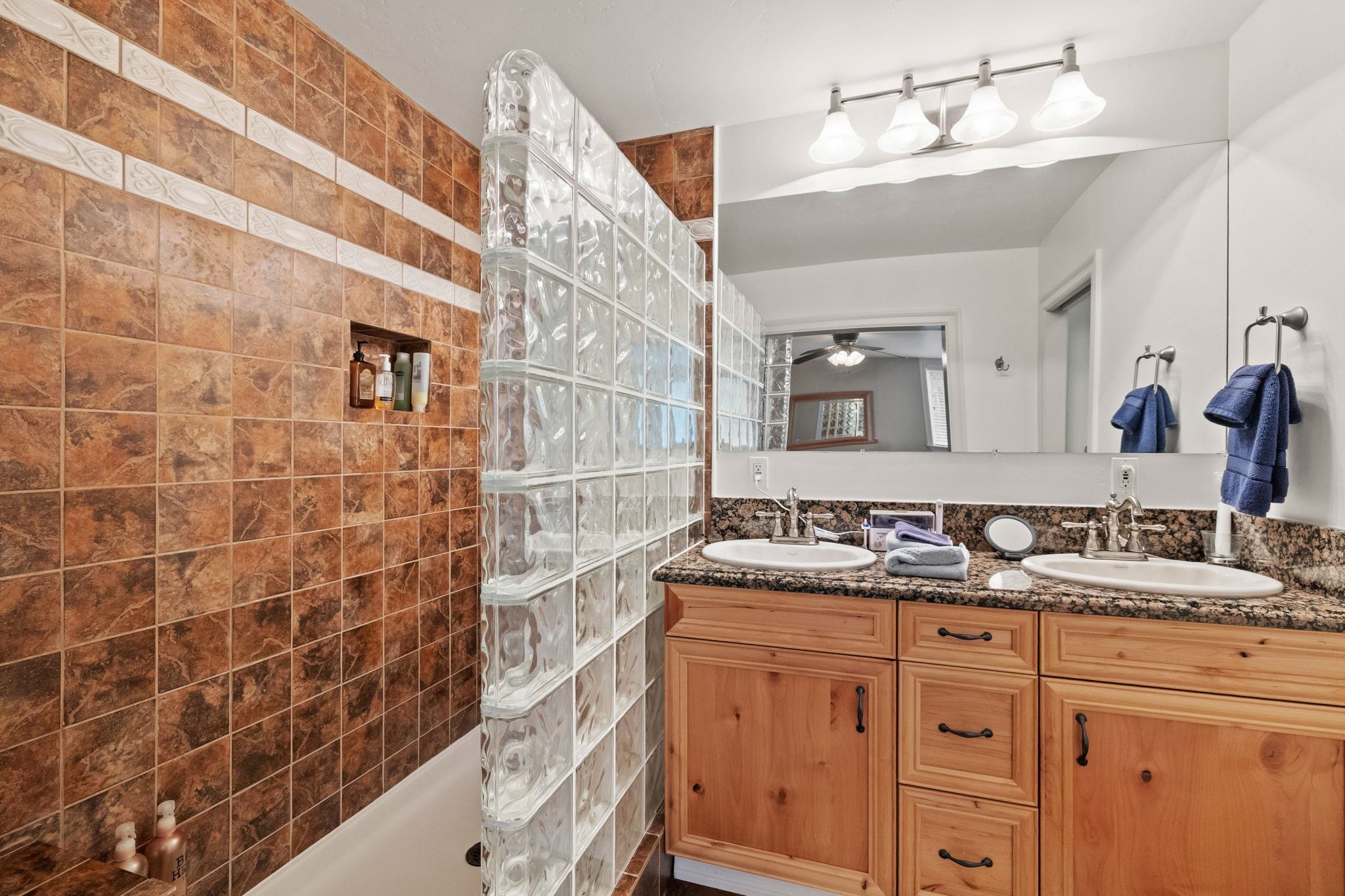 Detail Gallery Image 28 of 53 For 20015 Pine Mountain Drive, Groveland,  CA 95321 - 3 Beds | 4 Baths