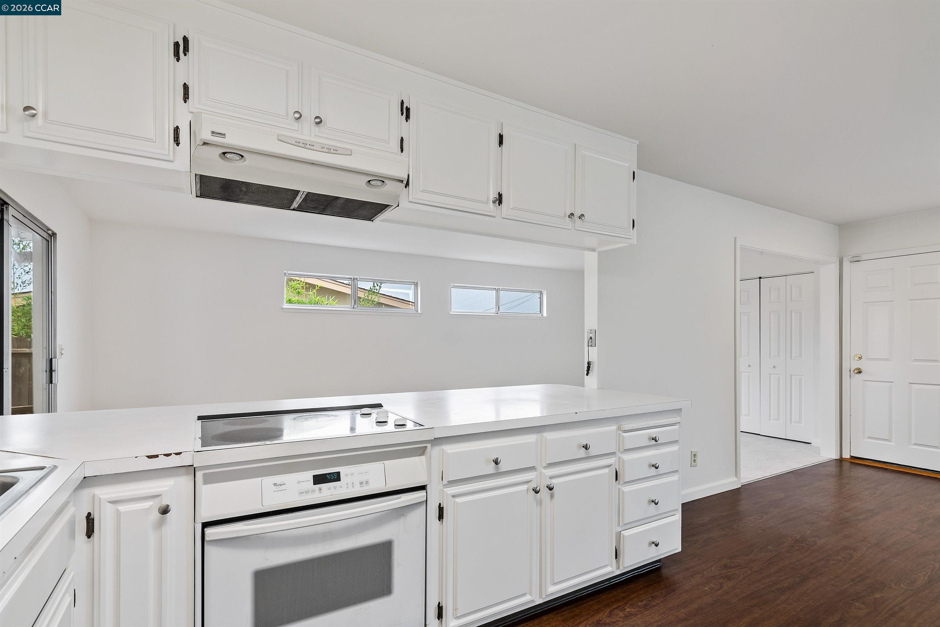 Detail Gallery Image 12 of 28 For 3020 Windsor Dr, Antioch,  CA 94509 - 4 Beds | 2 Baths