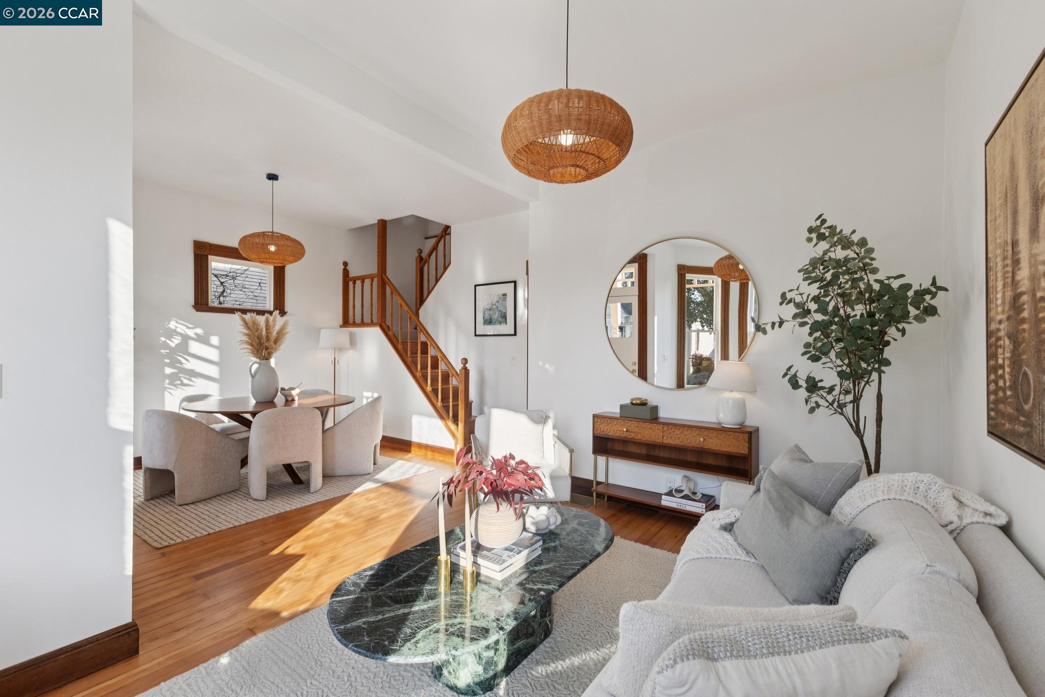 Detail Gallery Image 12 of 59 For 2423 10th St, Berkeley,  CA 94710 - 3 Beds | 2 Baths