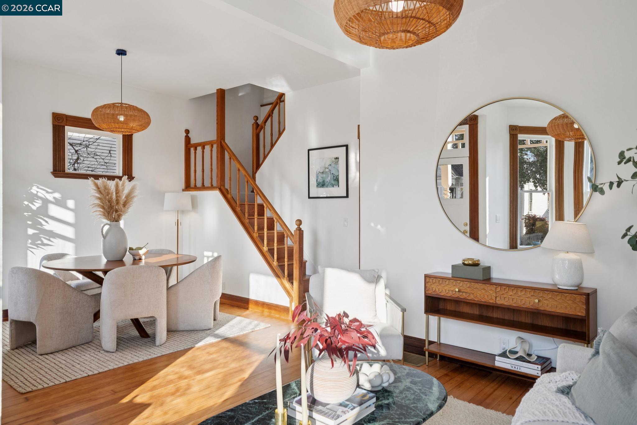 Detail Gallery Image 13 of 59 For 2423 10th St, Berkeley,  CA 94710 - 3 Beds | 2 Baths