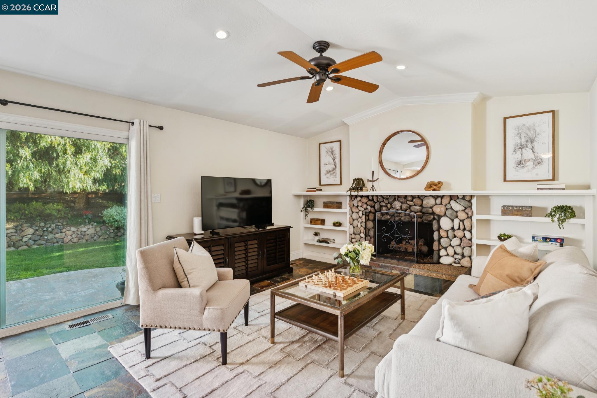 Detail Gallery Image 11 of 43 For 1133 Greenbrook Dr, Danville,  CA 94526 - 3 Beds | 2 Baths