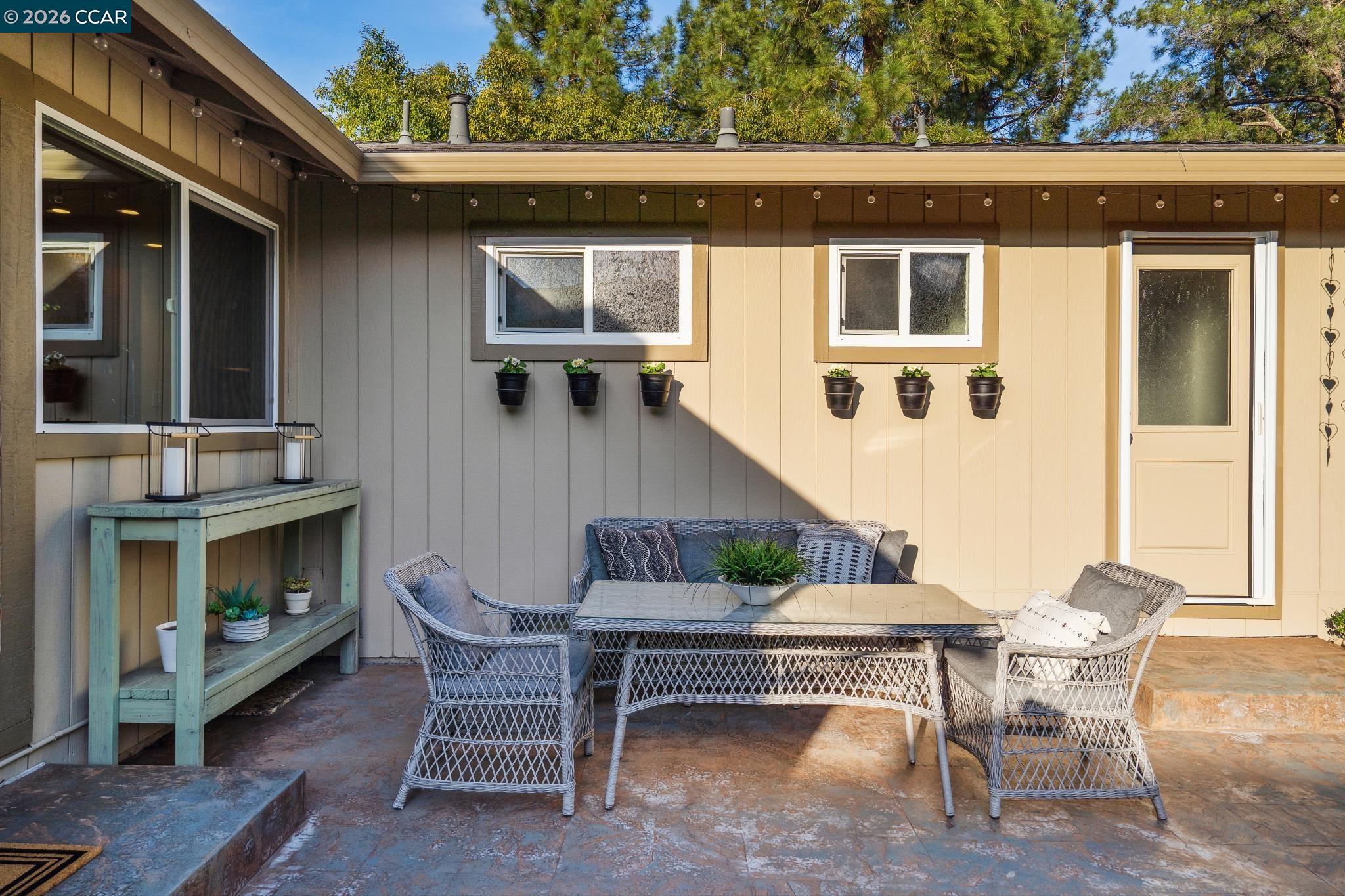 Detail Gallery Image 30 of 43 For 1133 Greenbrook Dr, Danville,  CA 94526 - 3 Beds | 2 Baths