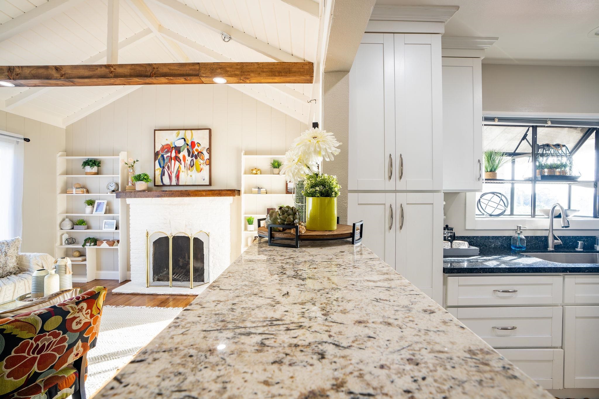 Detail Gallery Image 13 of 57 For 2925 El Monte Ave, Oakland,  CA 94605 - 4 Beds | 2 Baths