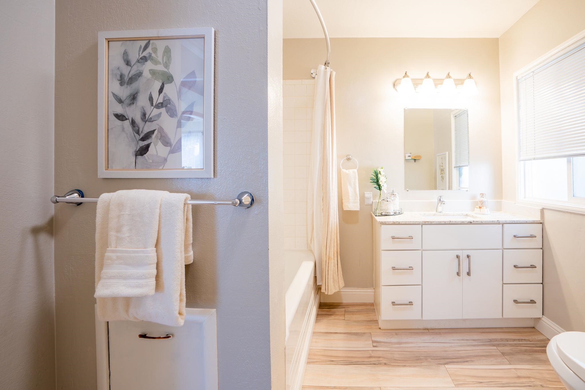 Detail Gallery Image 28 of 57 For 2925 El Monte Ave, Oakland,  CA 94605 - 4 Beds | 2 Baths