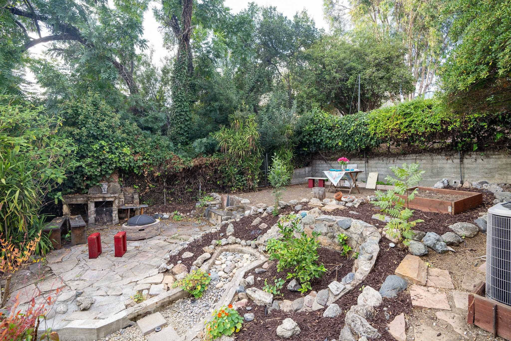 Detail Gallery Image 50 of 57 For 2925 El Monte Ave, Oakland,  CA 94605 - 4 Beds | 2 Baths