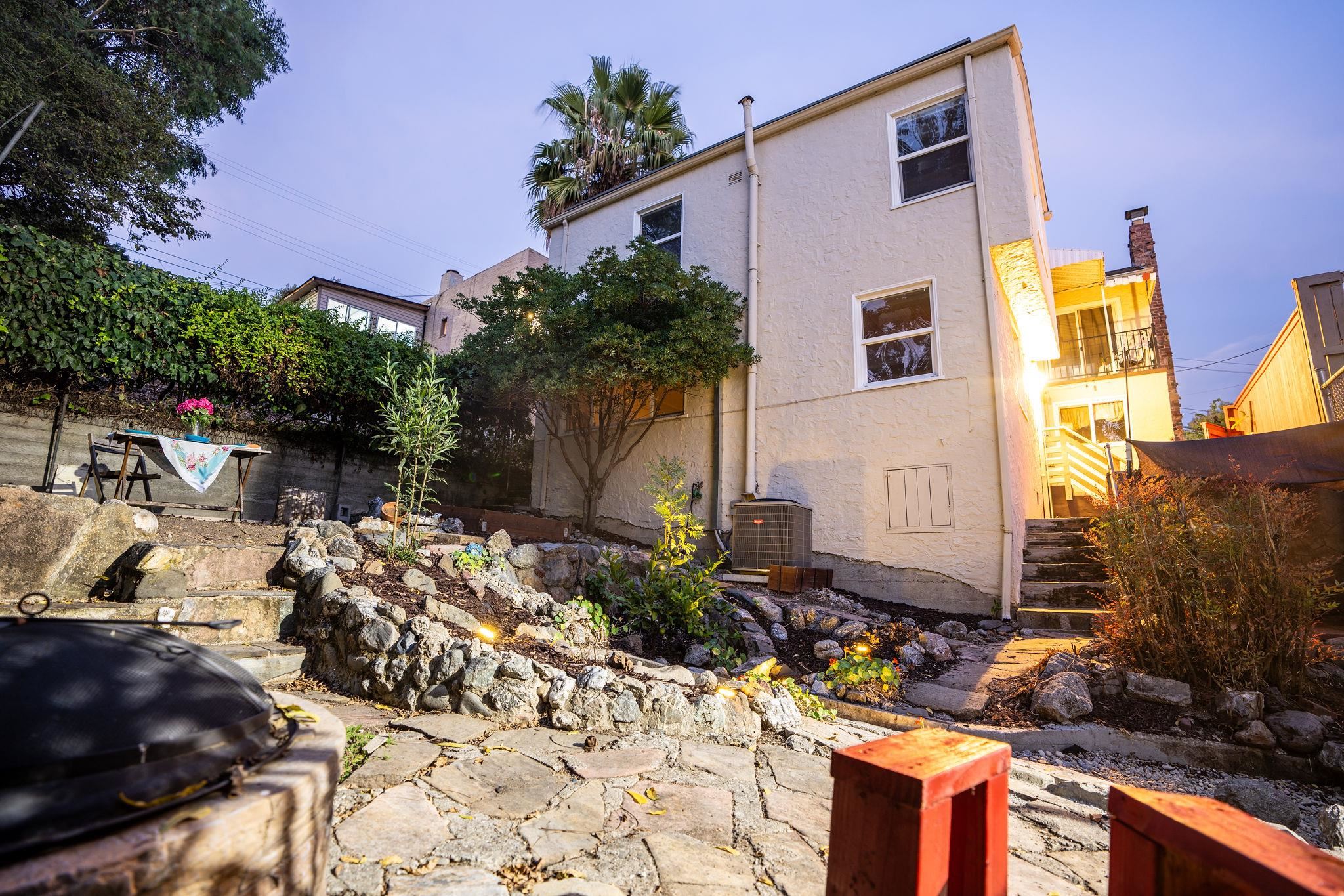 Detail Gallery Image 51 of 57 For 2925 El Monte Ave, Oakland,  CA 94605 - 4 Beds | 2 Baths