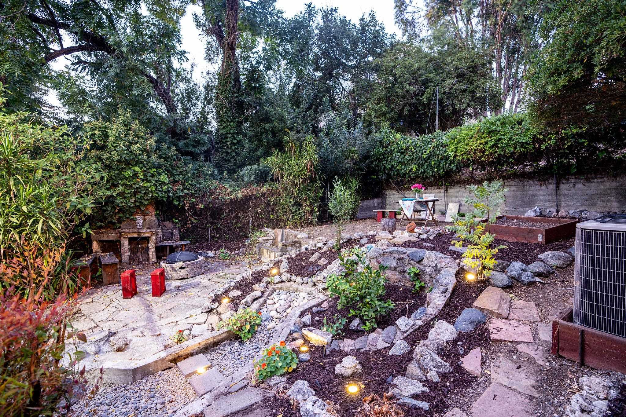 Detail Gallery Image 55 of 57 For 2925 El Monte Ave, Oakland,  CA 94605 - 4 Beds | 2 Baths