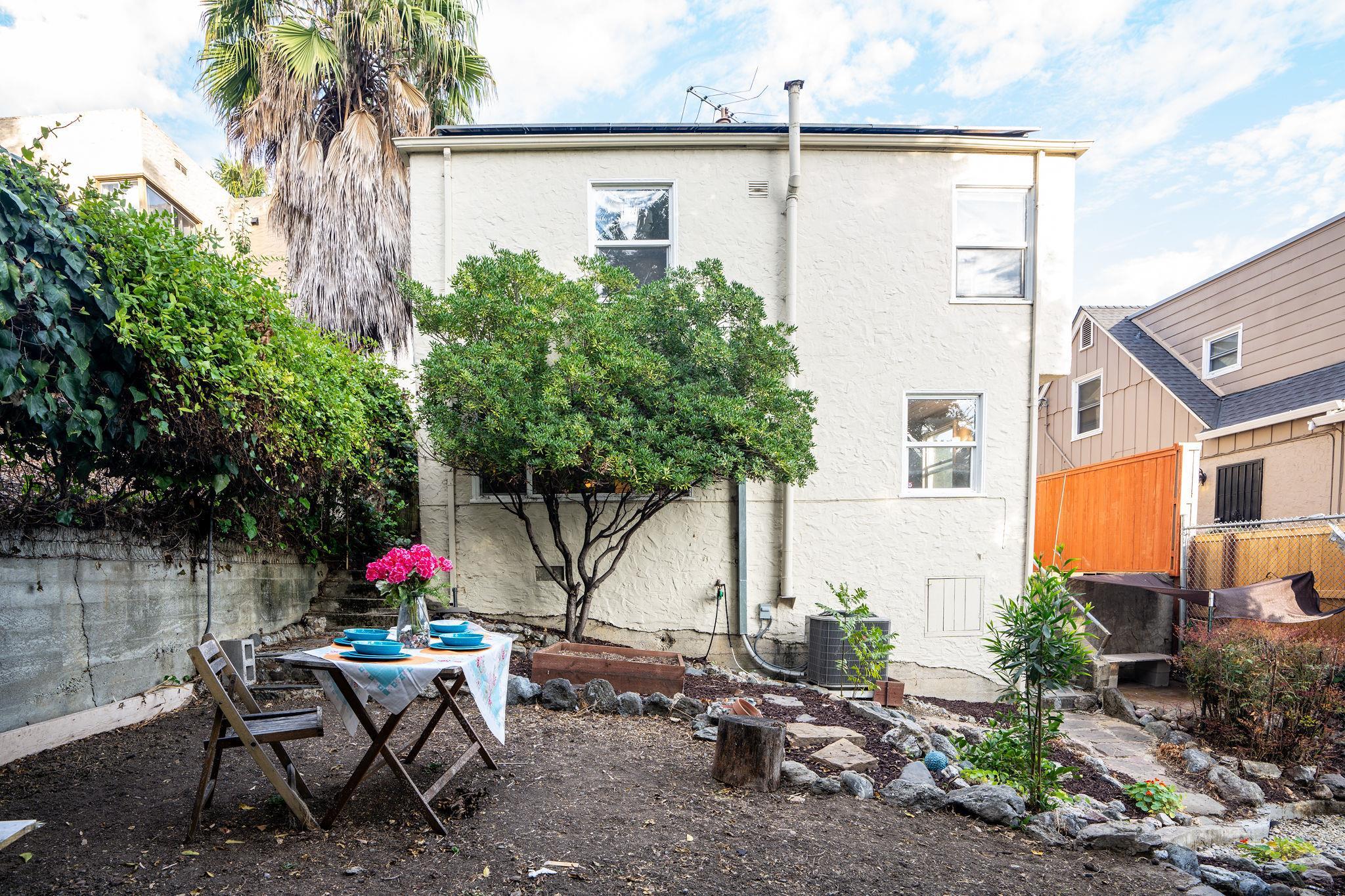 Detail Gallery Image 57 of 57 For 2925 El Monte Ave, Oakland,  CA 94605 - 4 Beds | 2 Baths