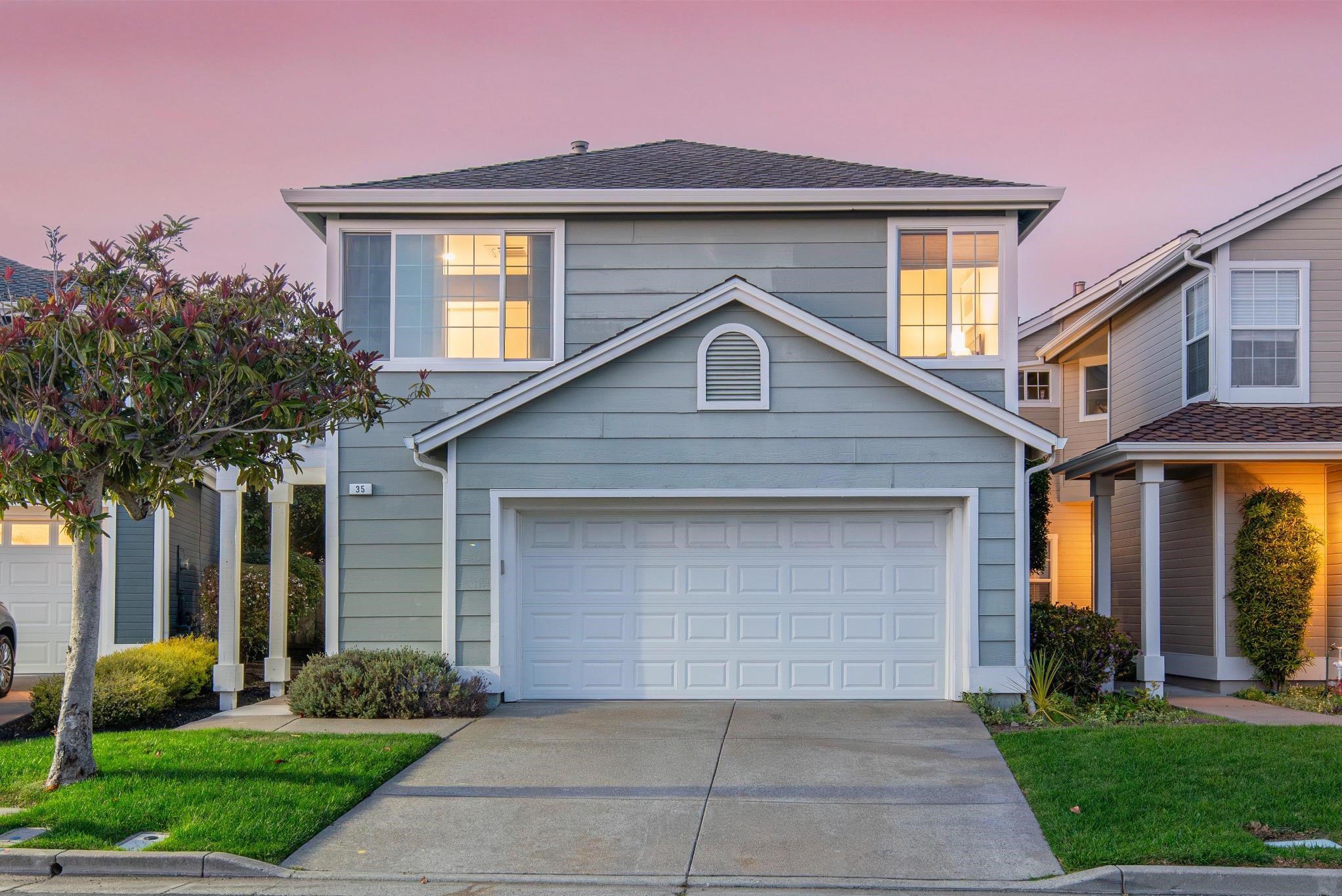 Detail Gallery Image 2 of 60 For 35 Southwind Cir, Richmond,  CA 94804 - 4 Beds | 2/1 Baths