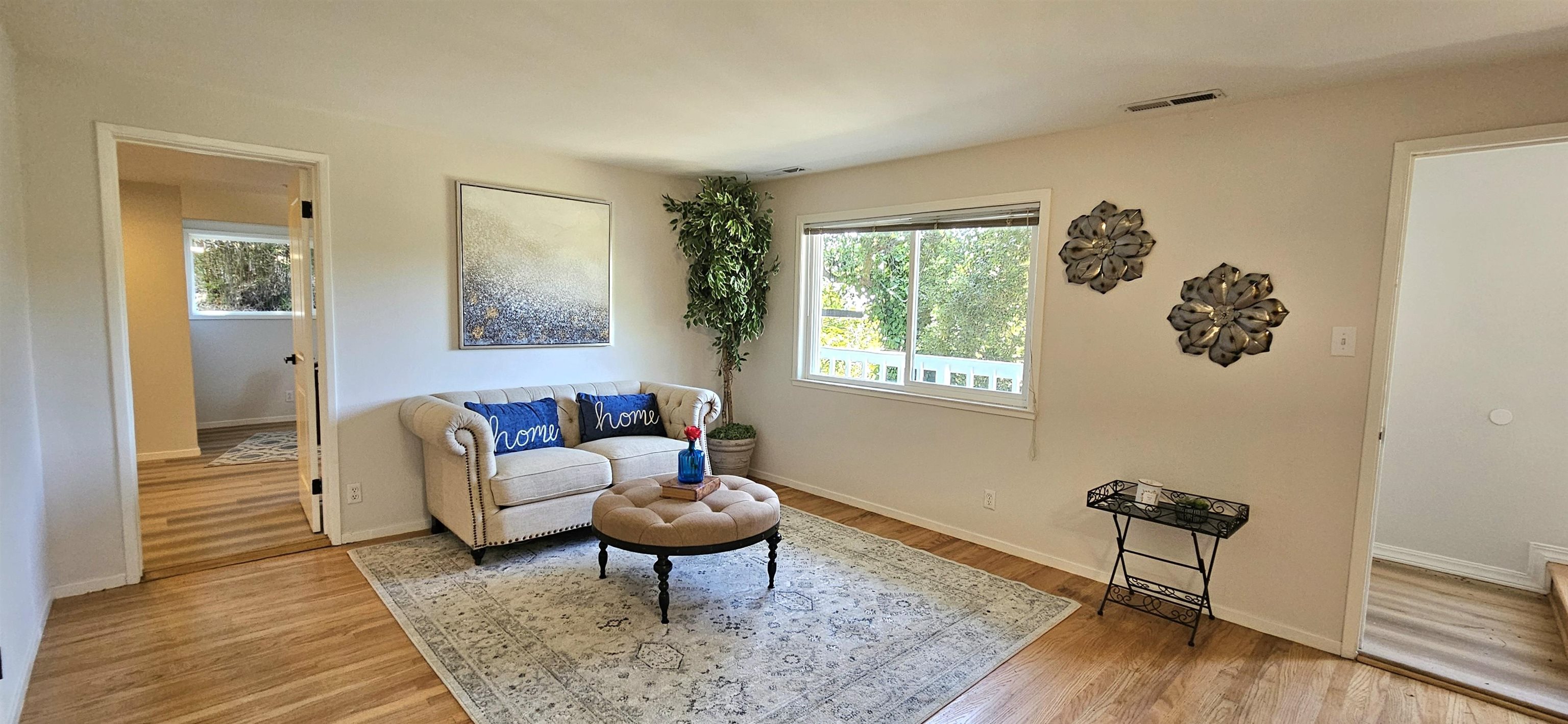 Detail Gallery Image 18 of 32 For 7030 Snake Rd, Oakland,  CA 94611 - 4 Beds | 2 Baths