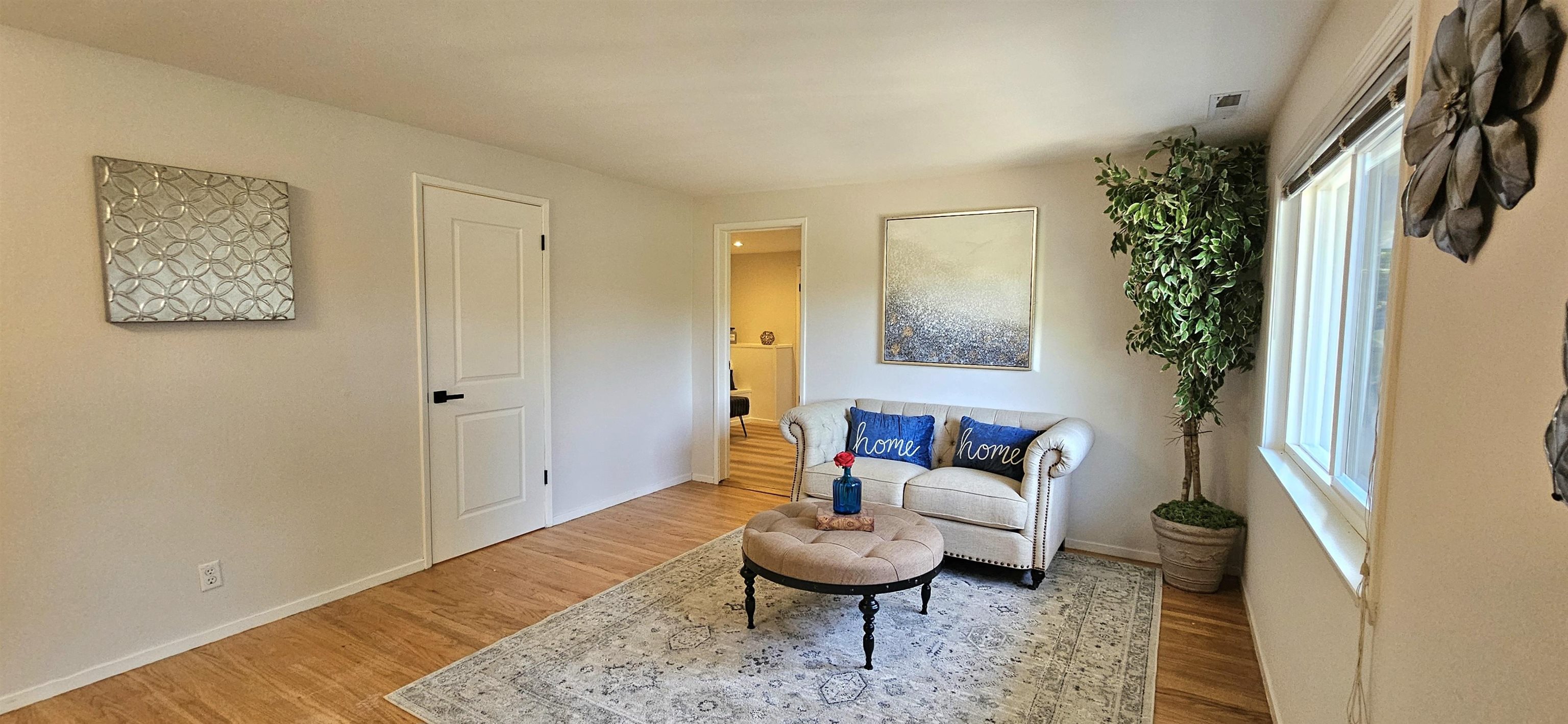 Detail Gallery Image 19 of 32 For 7030 Snake Rd, Oakland,  CA 94611 - 4 Beds | 2 Baths