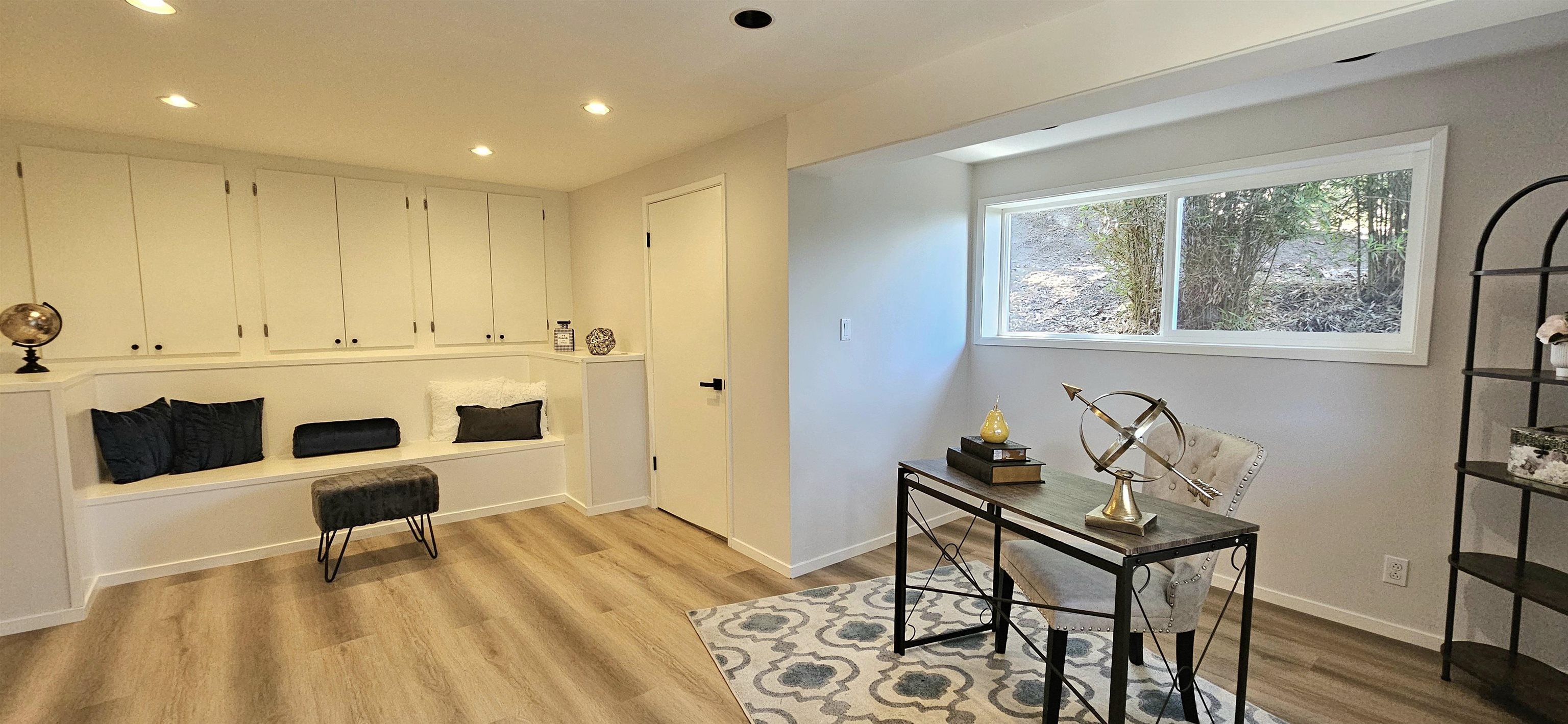 Detail Gallery Image 21 of 32 For 7030 Snake Rd, Oakland,  CA 94611 - 4 Beds | 2 Baths