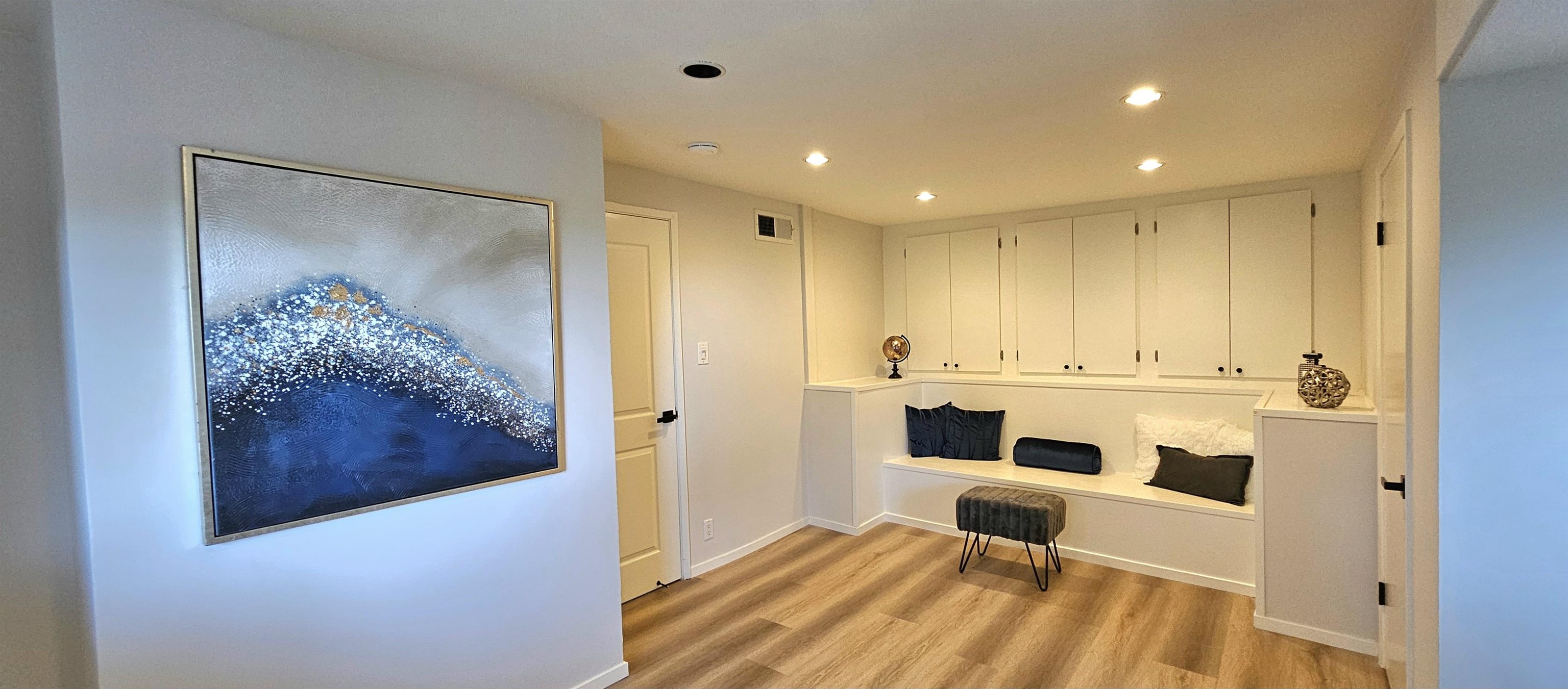 Detail Gallery Image 22 of 32 For 7030 Snake Rd, Oakland,  CA 94611 - 4 Beds | 2 Baths