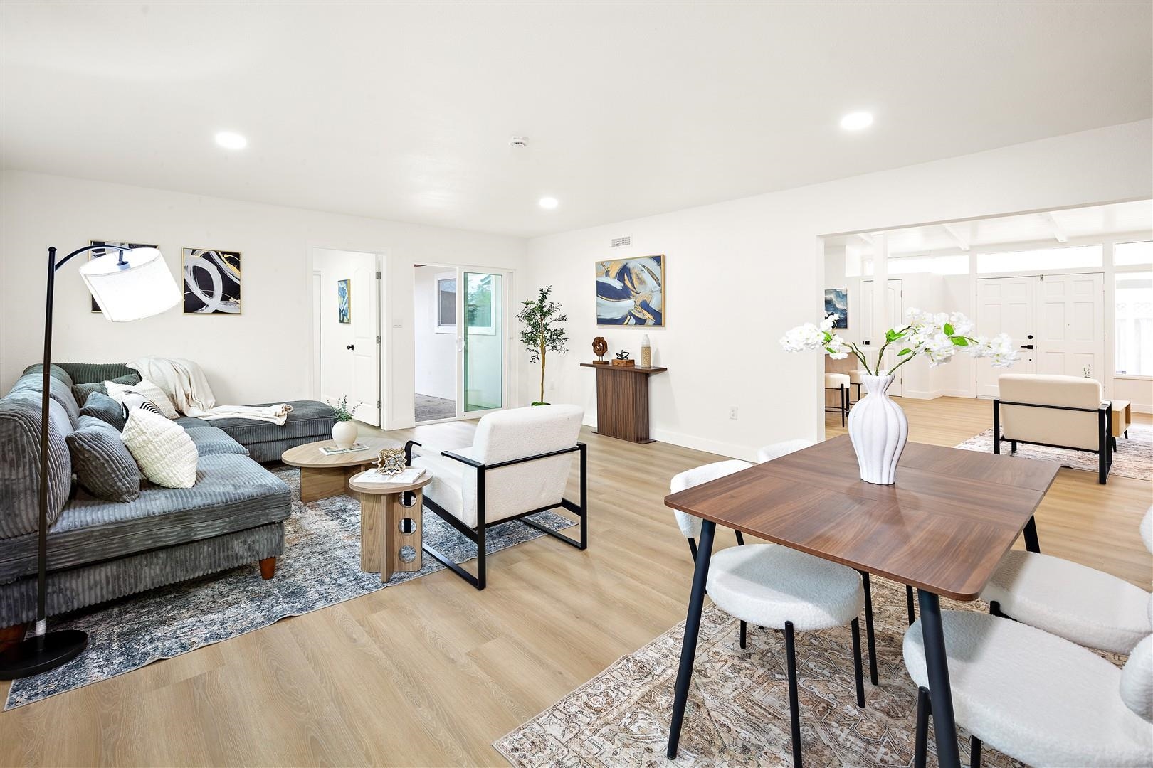 Detail Gallery Image 14 of 34 For 27574 Loyola Ave, Hayward,  CA 94545 - 4 Beds | 2 Baths