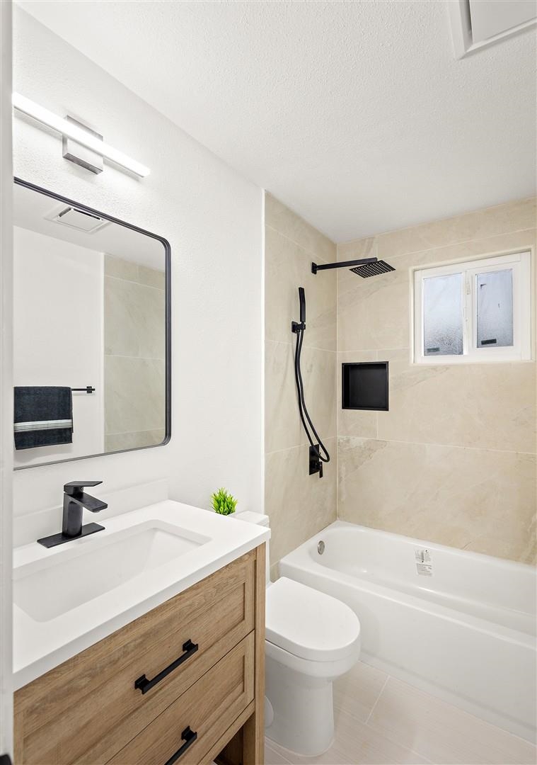 Detail Gallery Image 19 of 34 For 27574 Loyola Ave, Hayward,  CA 94545 - 4 Beds | 2 Baths