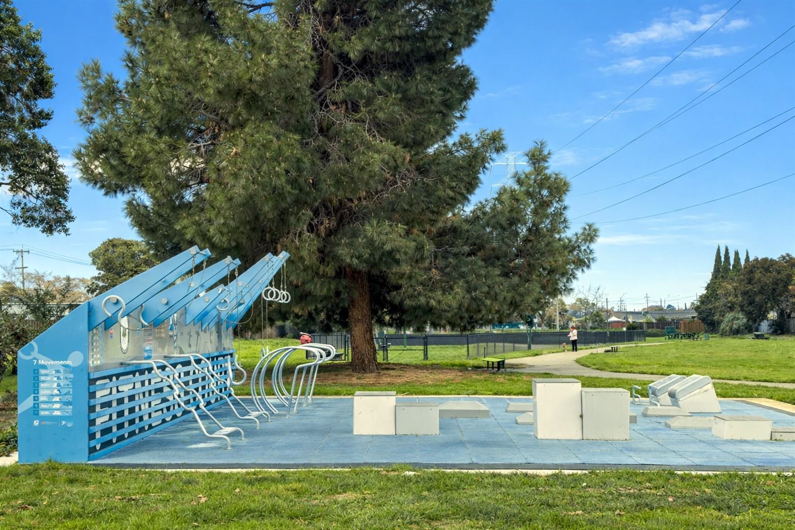 Detail Gallery Image 32 of 34 For 27574 Loyola Ave, Hayward,  CA 94545 - 4 Beds | 2 Baths