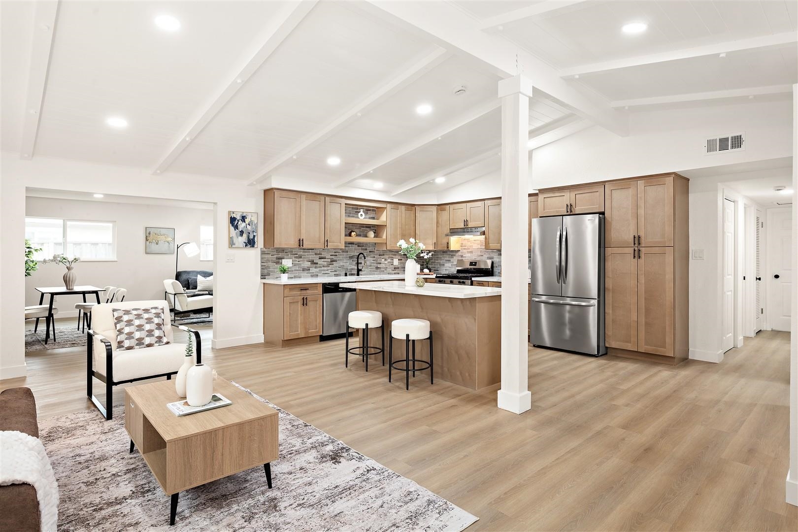 Detail Gallery Image 5 of 34 For 27574 Loyola Ave, Hayward,  CA 94545 - 4 Beds | 2 Baths