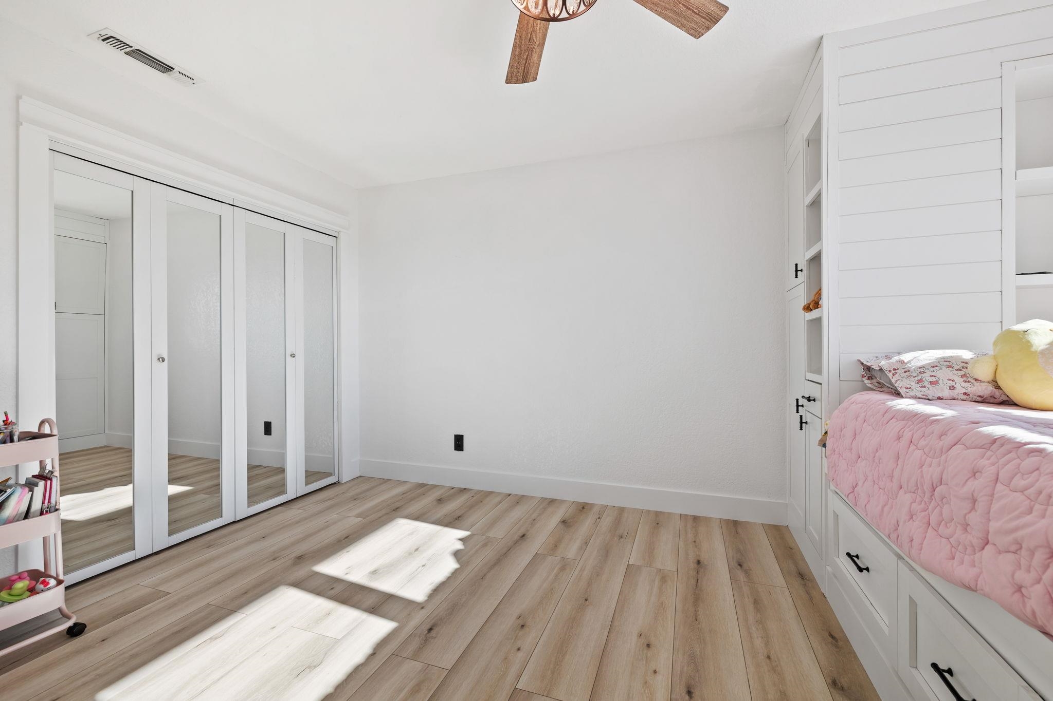 Detail Gallery Image 27 of 60 For 14200 Hillview Ct, Sonora,  CA 95370 - 5 Beds | 3 Baths