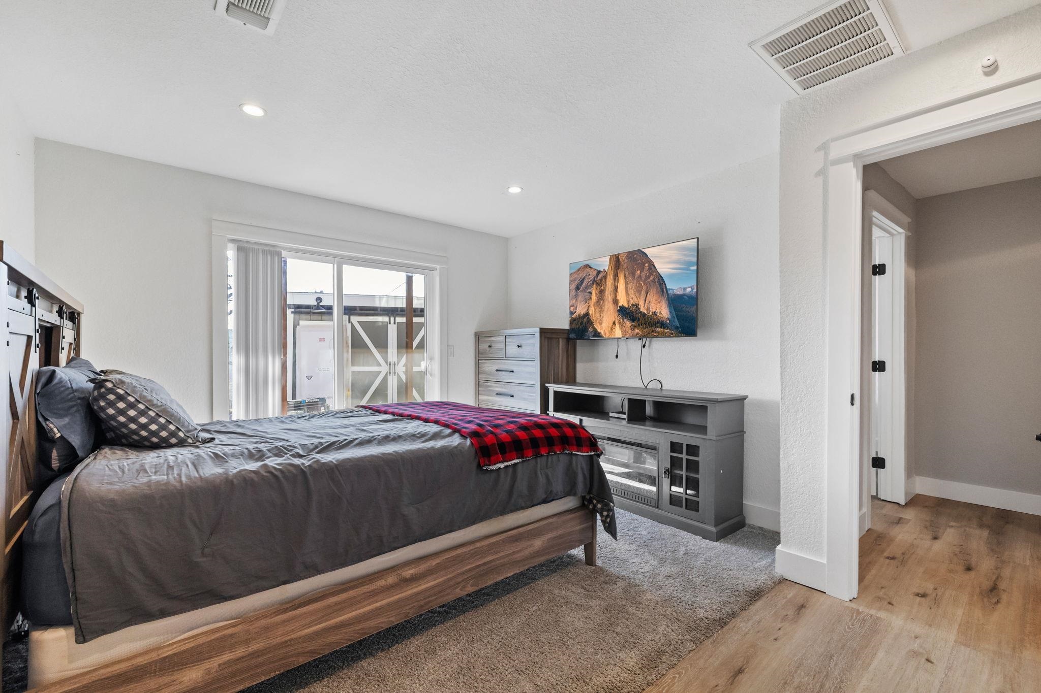 Detail Gallery Image 31 of 60 For 14200 Hillview Ct, Sonora,  CA 95370 - 5 Beds | 3 Baths