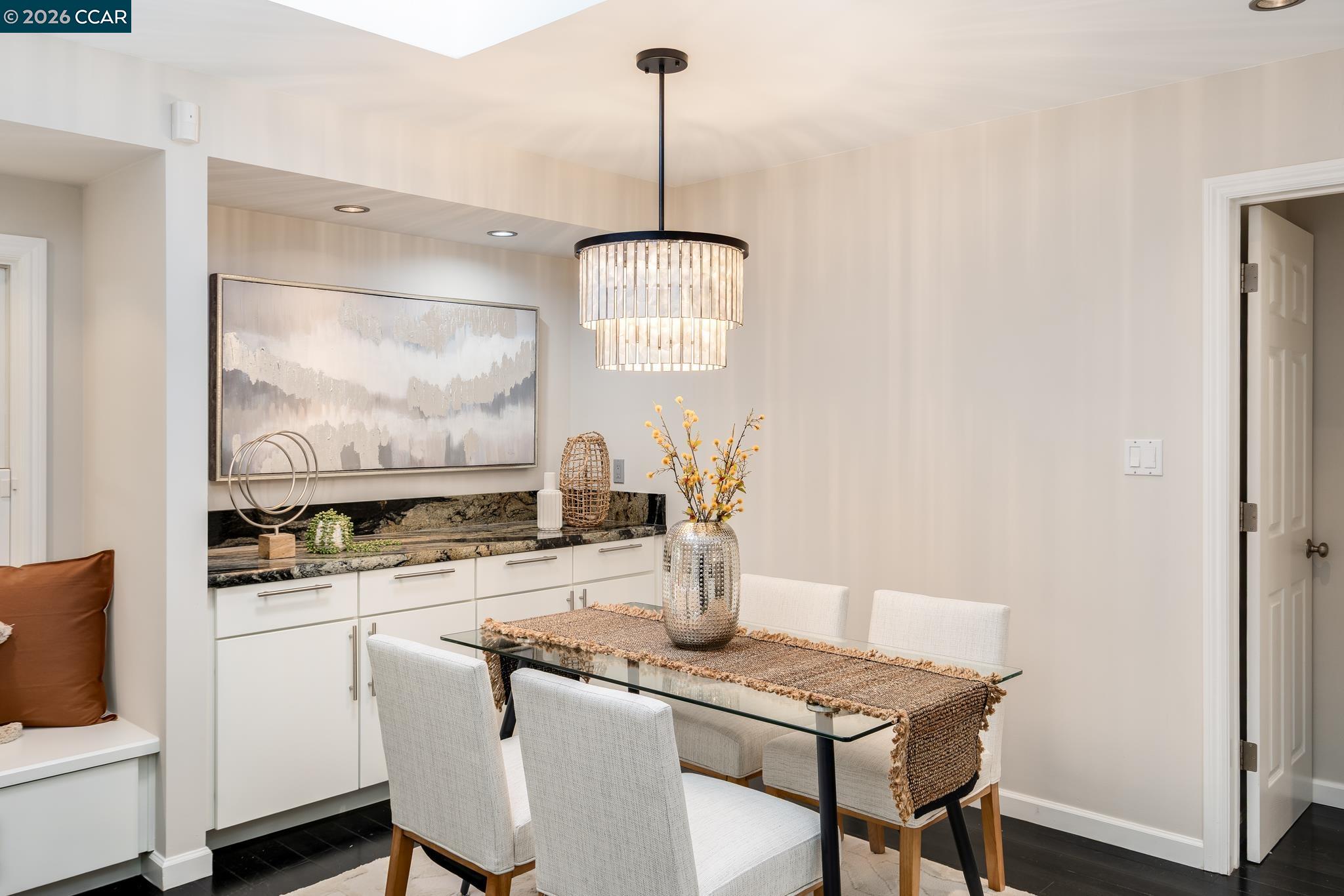 Detail Gallery Image 15 of 57 For 2002 Diablo Rd, Danville,  CA 94506 - 6 Beds | 4/1 Baths