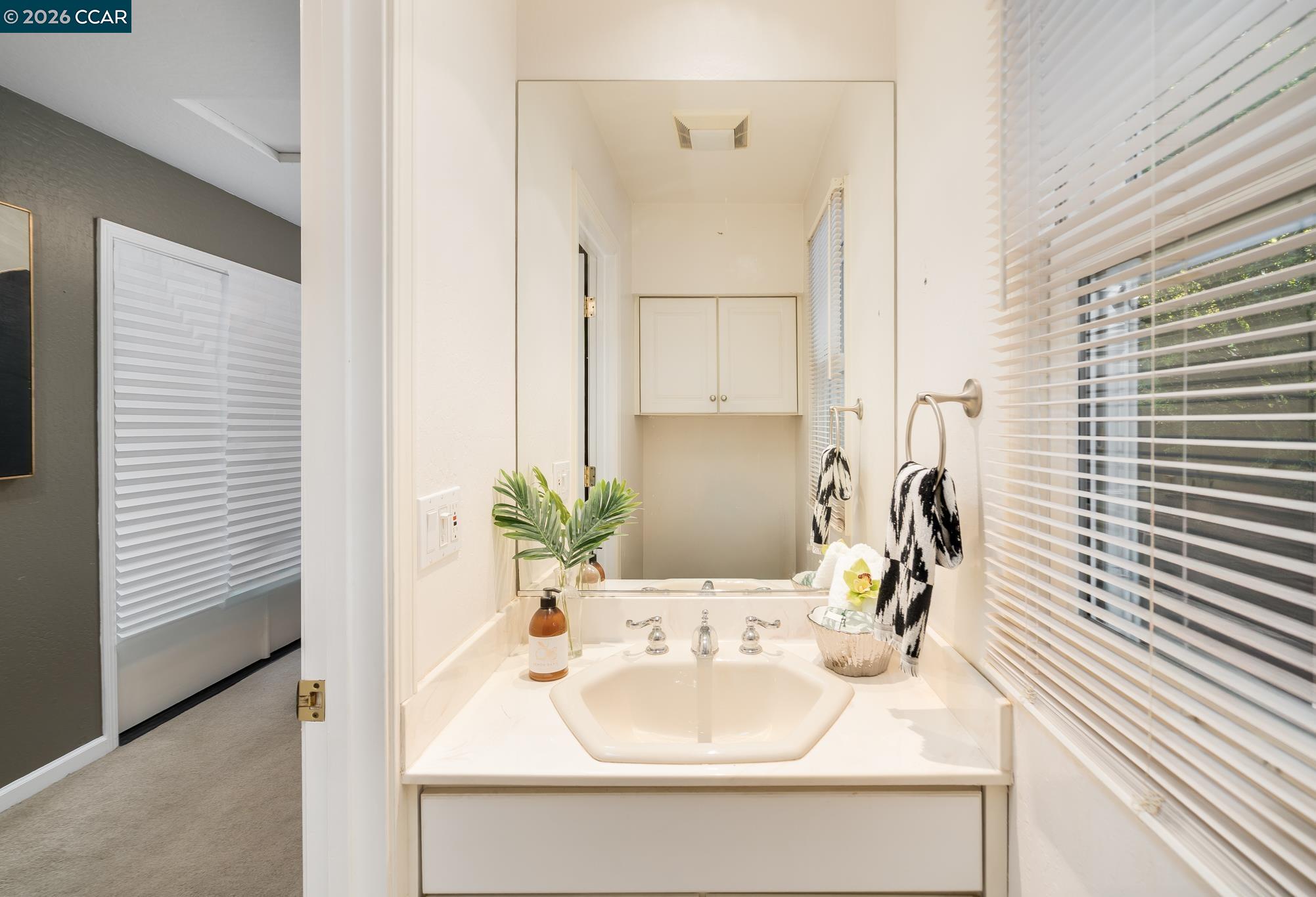 Detail Gallery Image 45 of 57 For 2002 Diablo Rd, Danville,  CA 94506 - 6 Beds | 4/1 Baths