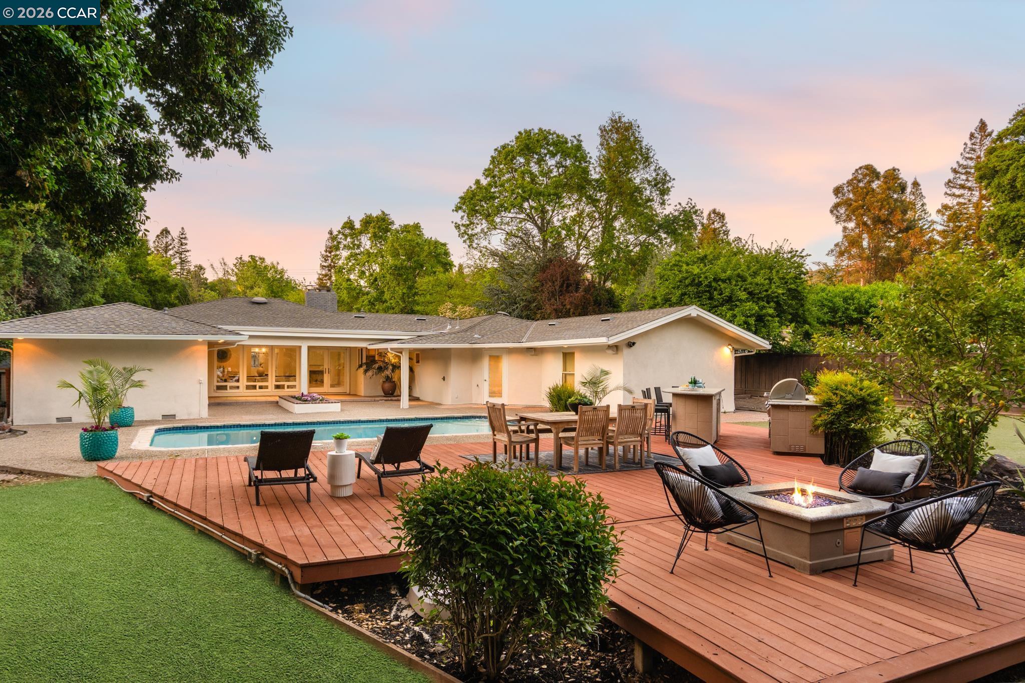 Detail Gallery Image 46 of 57 For 2002 Diablo Rd, Danville,  CA 94506 - 6 Beds | 4/1 Baths