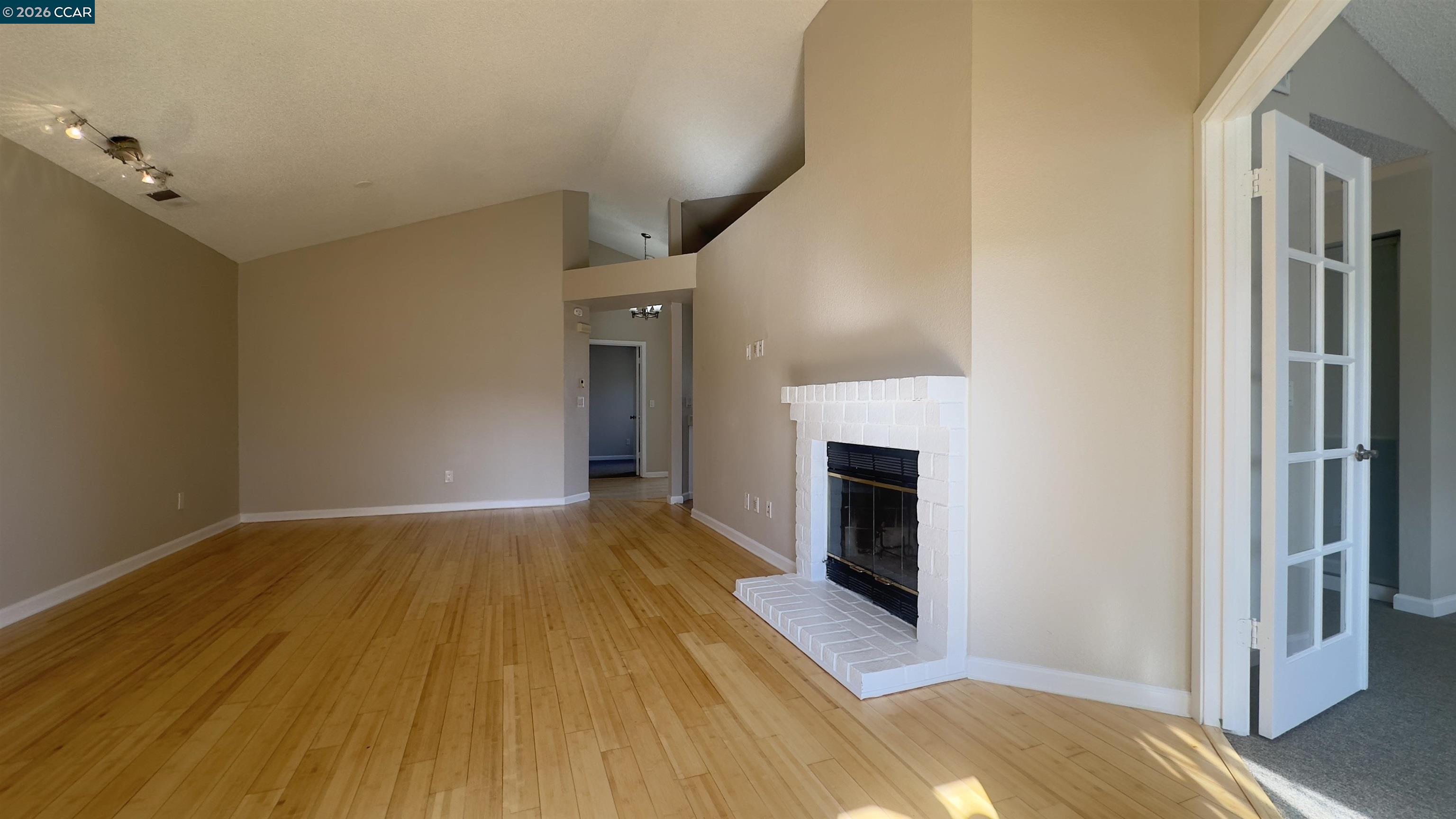 Detail Gallery Image 4 of 10 For 1006 Devonwood, Hercules,  CA 94547 - 2 Beds | 2 Baths