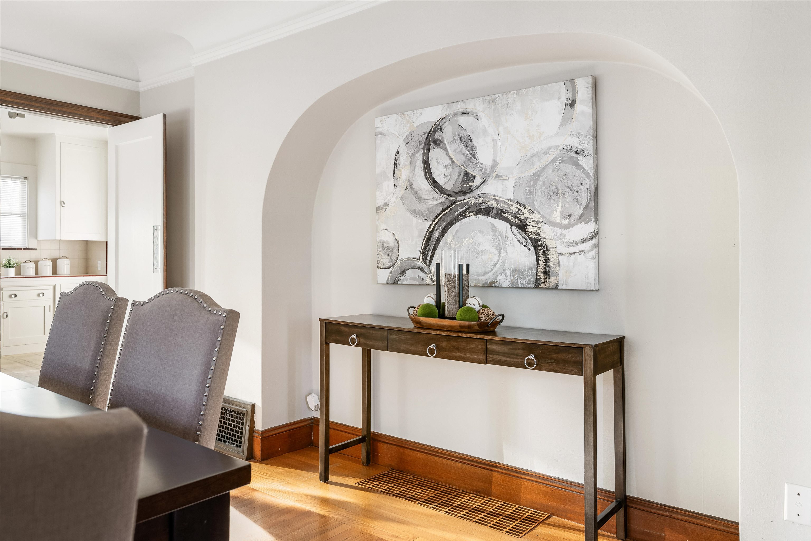 Detail Gallery Image 23 of 37 For 3010 Fairview Ave, Alameda,  CA 94501 - 2 Beds | 1 Baths