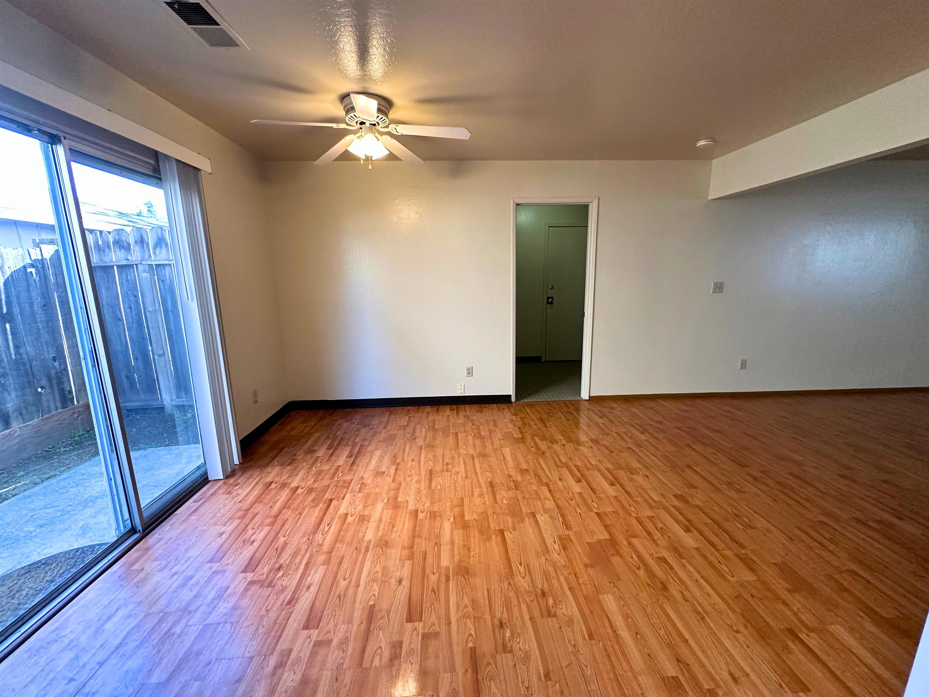 Detail Gallery Image 13 of 40 For 504 W 10th St, Antioch,  CA 94509 - – Beds | – Baths