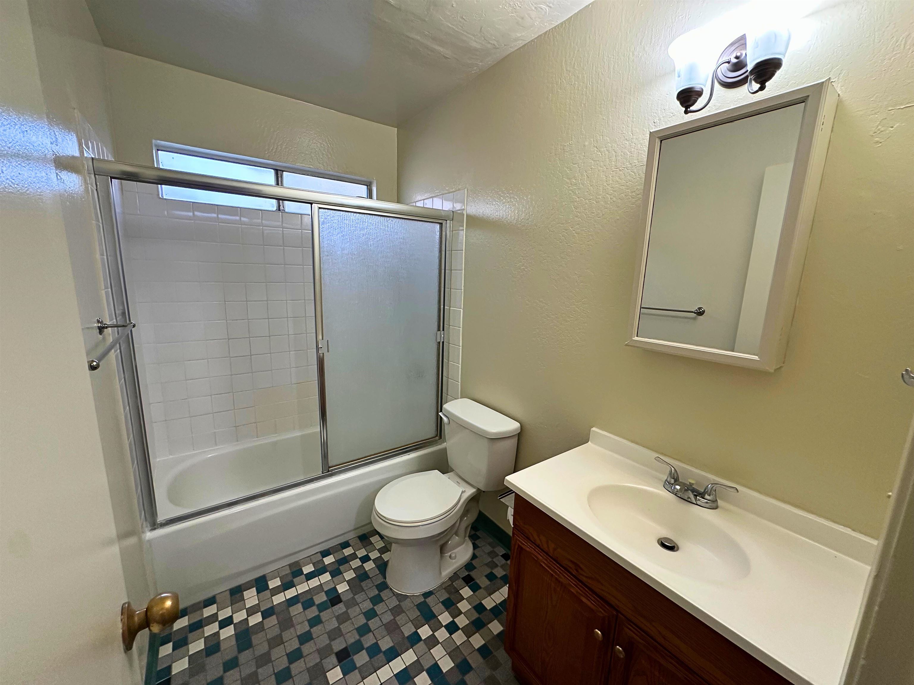 Detail Gallery Image 20 of 40 For 504 W 10th St, Antioch,  CA 94509 - – Beds | – Baths