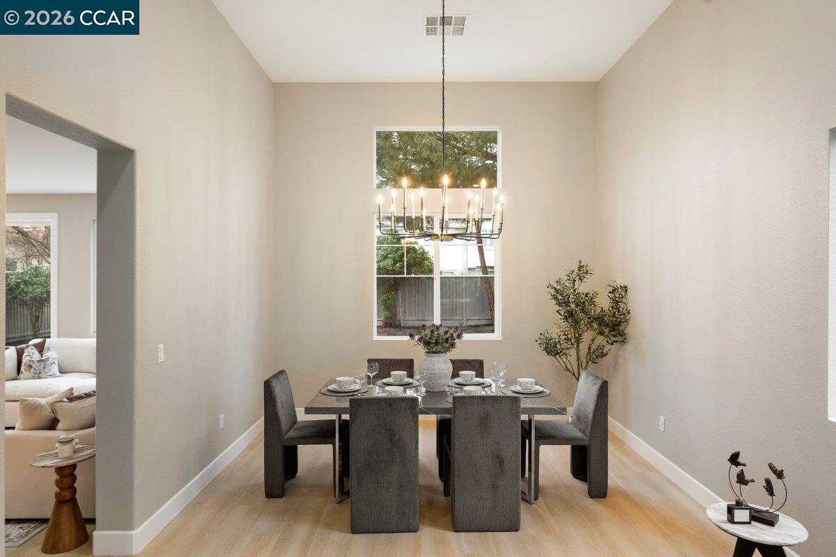 Detail Gallery Image 7 of 29 For 4632 Regis Dr, Tracy,  CA 95377 - 3 Beds | 2/1 Baths