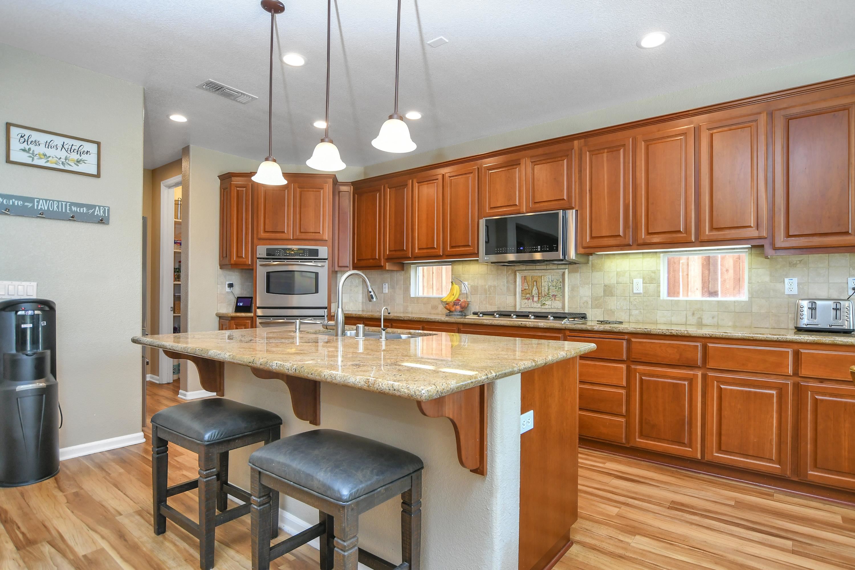 Detail Gallery Image 12 of 44 For 5563 Arcadia Cir, Discovery Bay,  CA 94505 - 4 Beds | 2/1 Baths