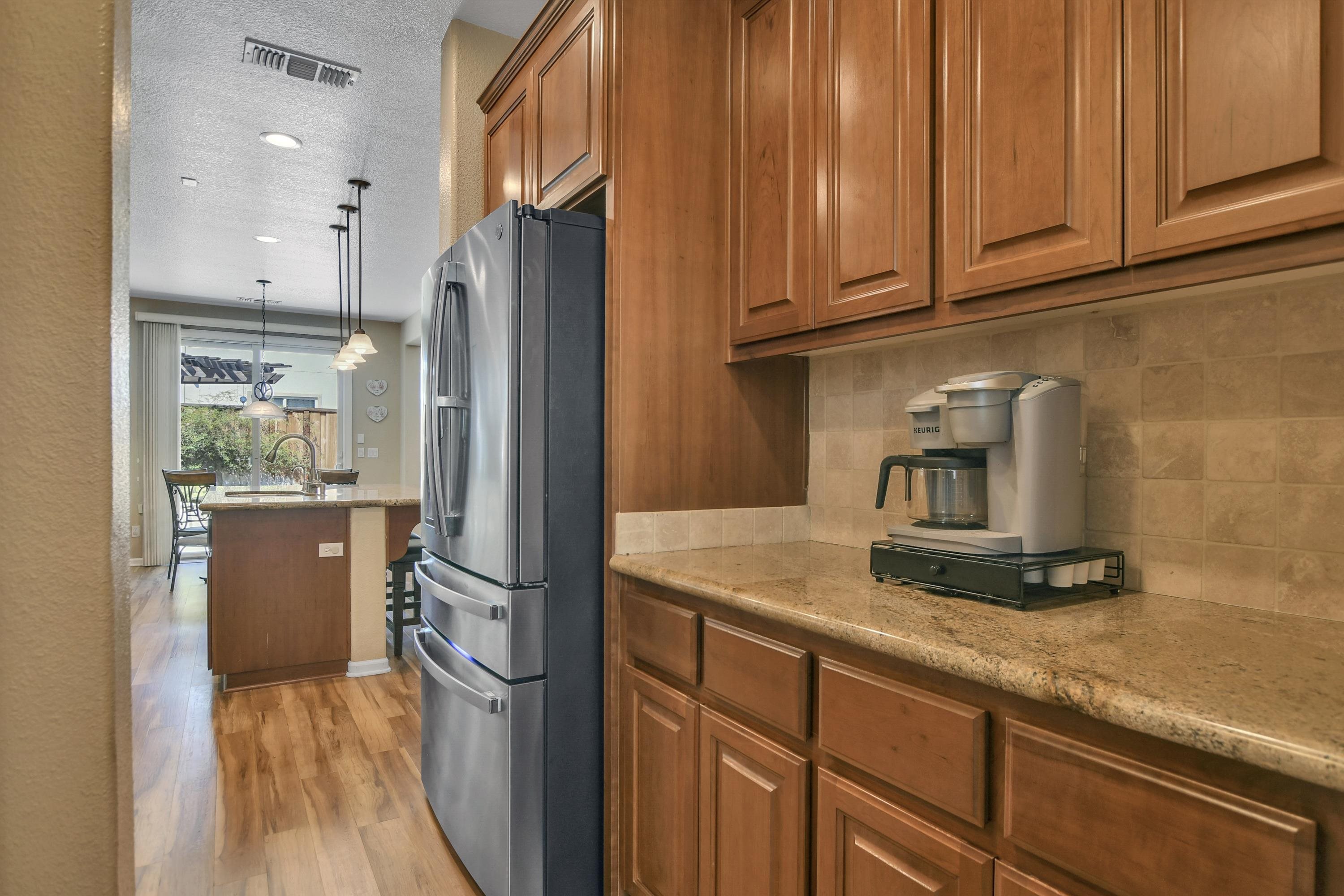 Detail Gallery Image 8 of 44 For 5563 Arcadia Cir, Discovery Bay,  CA 94505 - 4 Beds | 2/1 Baths