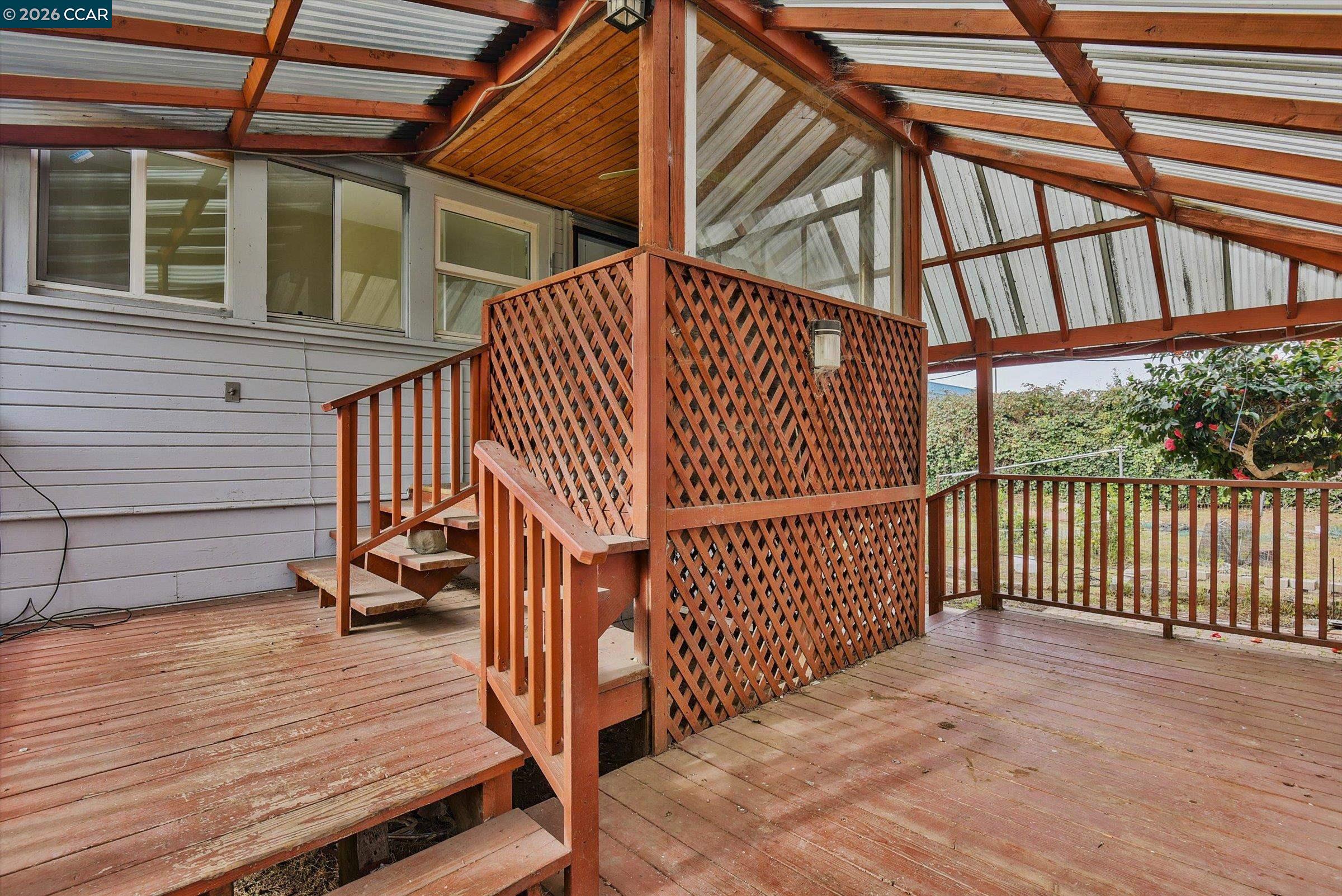 Detail Gallery Image 13 of 38 For 3750 Angelo Ave, Oakland,  CA 94619 - 4 Beds | 2 Baths