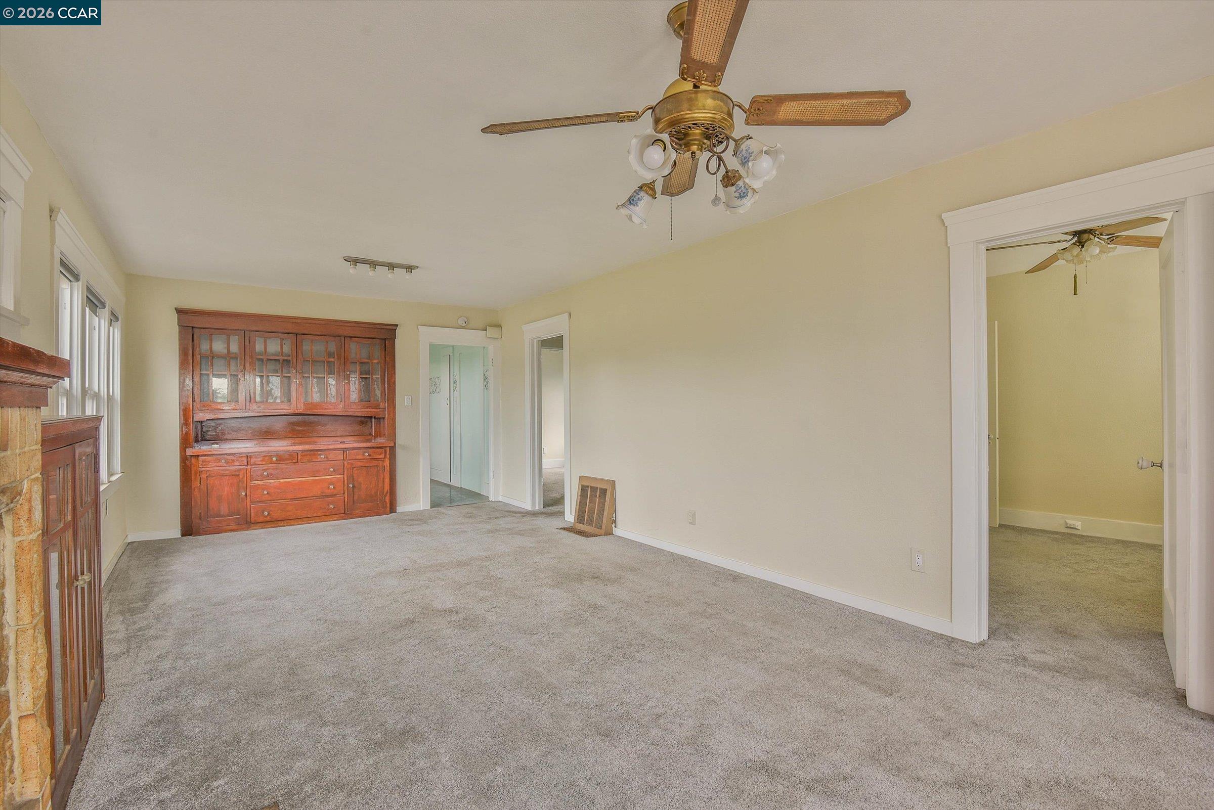 Detail Gallery Image 28 of 38 For 3750 Angelo Ave, Oakland,  CA 94619 - 4 Beds | 2 Baths