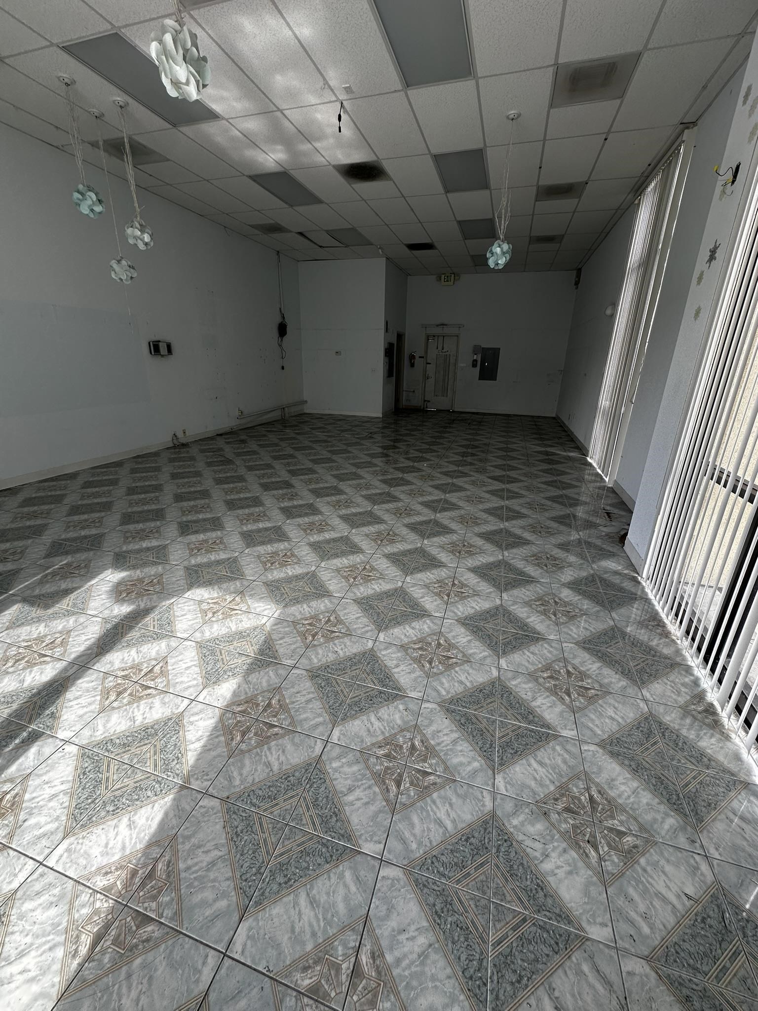 Detail Gallery Image 8 of 9 For 1271 Story Rd, San Jose,  CA 95122 - – Beds | – Baths