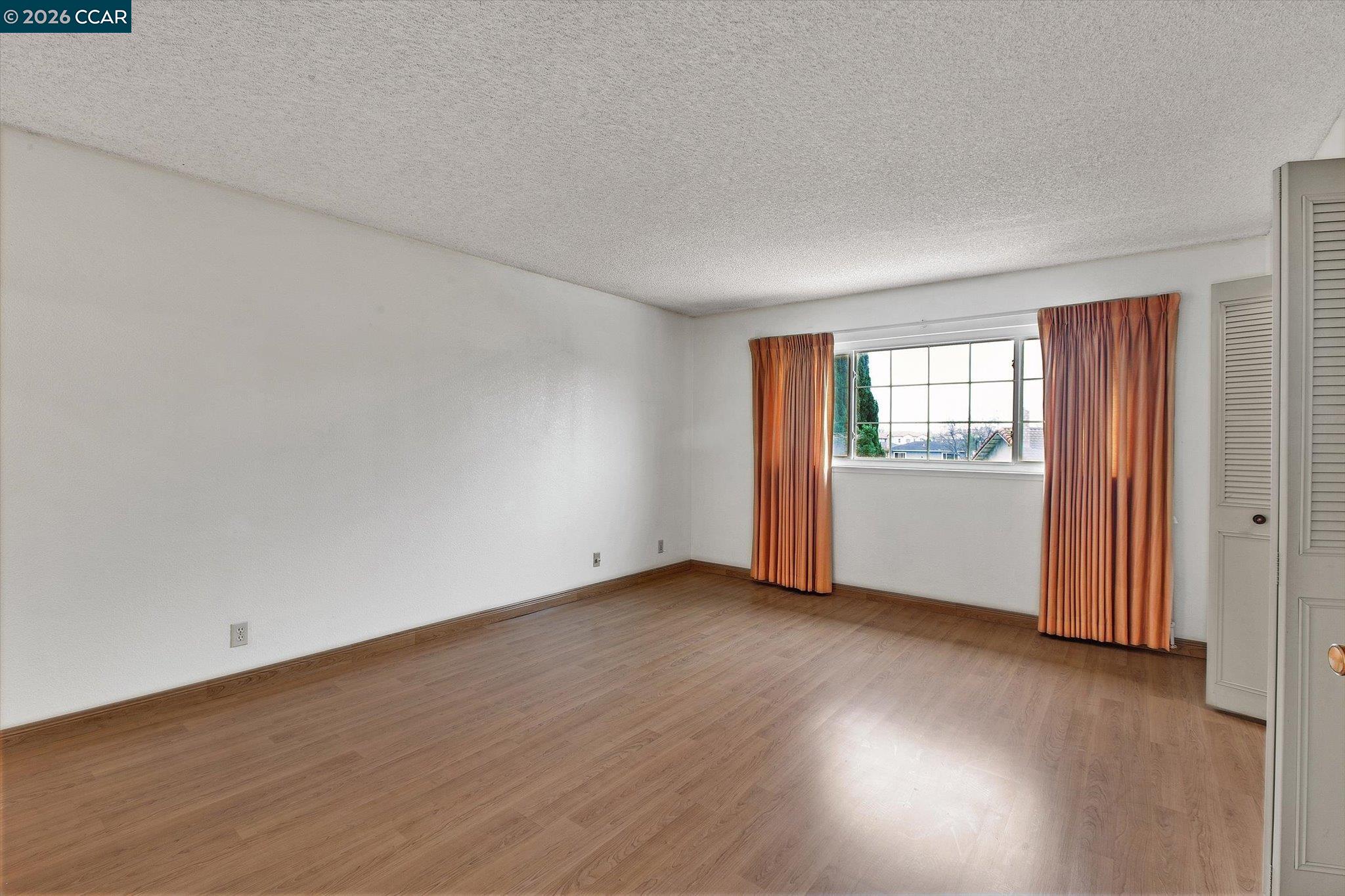 Detail Gallery Image 25 of 39 For 2127 Commodore Dr, San Jose,  CA 95133 - 4 Beds | 2/1 Baths