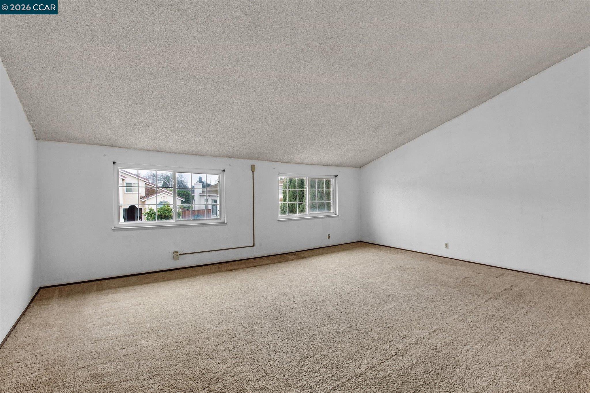 Detail Gallery Image 28 of 39 For 2127 Commodore Dr, San Jose,  CA 95133 - 4 Beds | 2/1 Baths