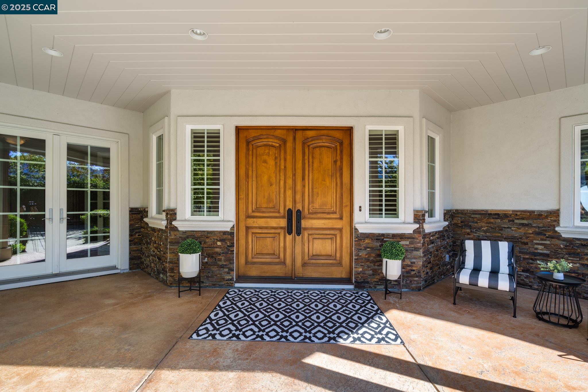 Detail Gallery Image 3 of 51 For 471 El Rio, Danville,  CA 94526 - 4 Beds | 2/1 Baths