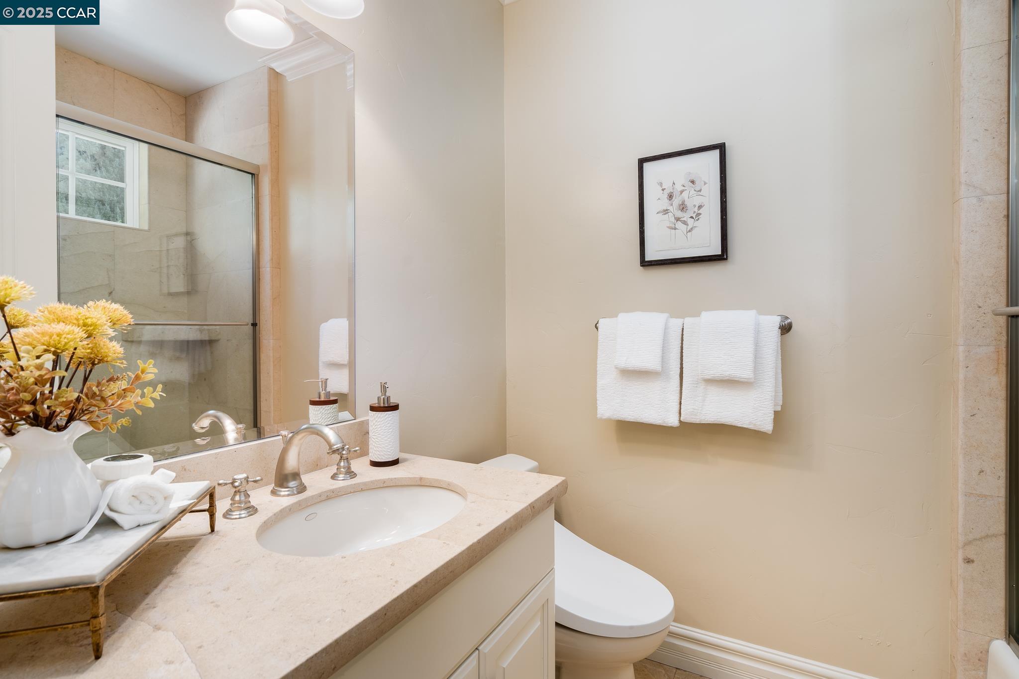 Detail Gallery Image 29 of 51 For 471 El Rio, Danville,  CA 94526 - 4 Beds | 2/1 Baths