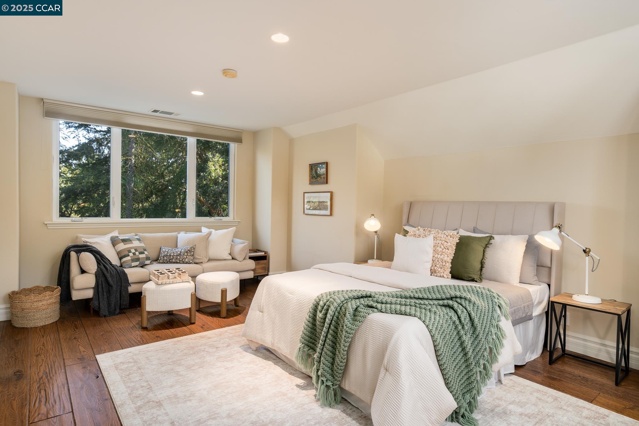 Detail Gallery Image 35 of 51 For 471 El Rio, Danville,  CA 94526 - 4 Beds | 2/1 Baths