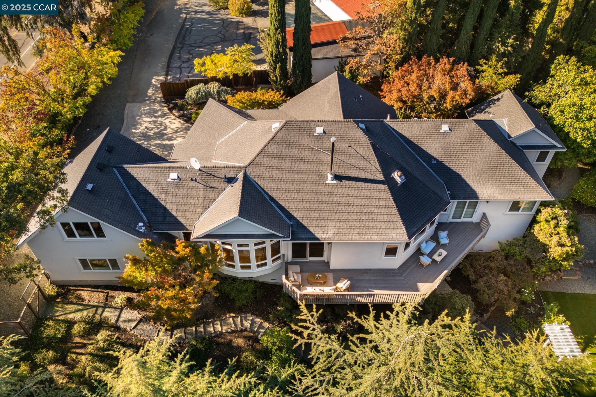 Detail Gallery Image 50 of 51 For 471 El Rio, Danville,  CA 94526 - 4 Beds | 2/1 Baths