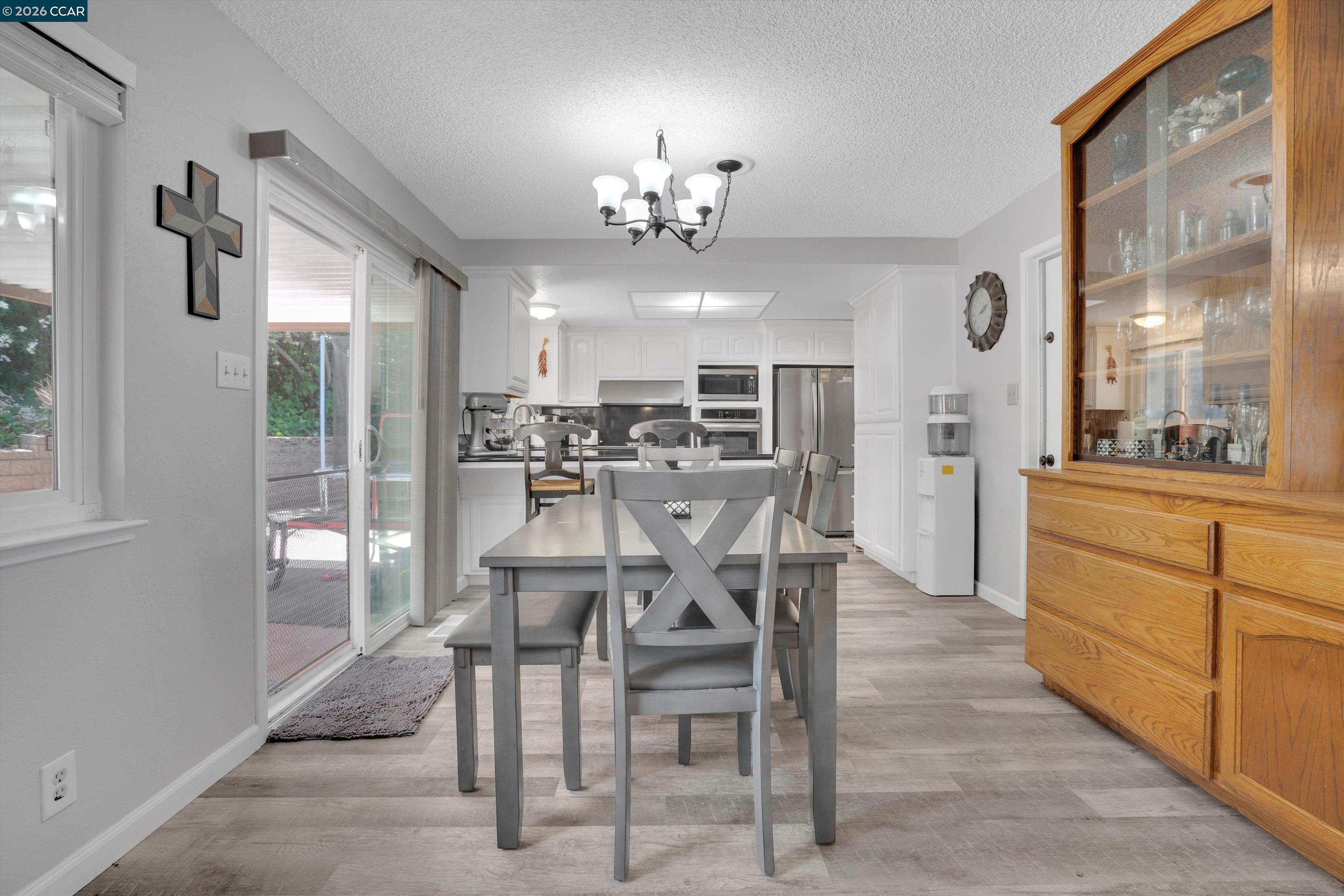 Detail Gallery Image 10 of 27 For 4175 Stephanie Way, Pittsburg,  CA 94565 - 3 Beds | 2 Baths