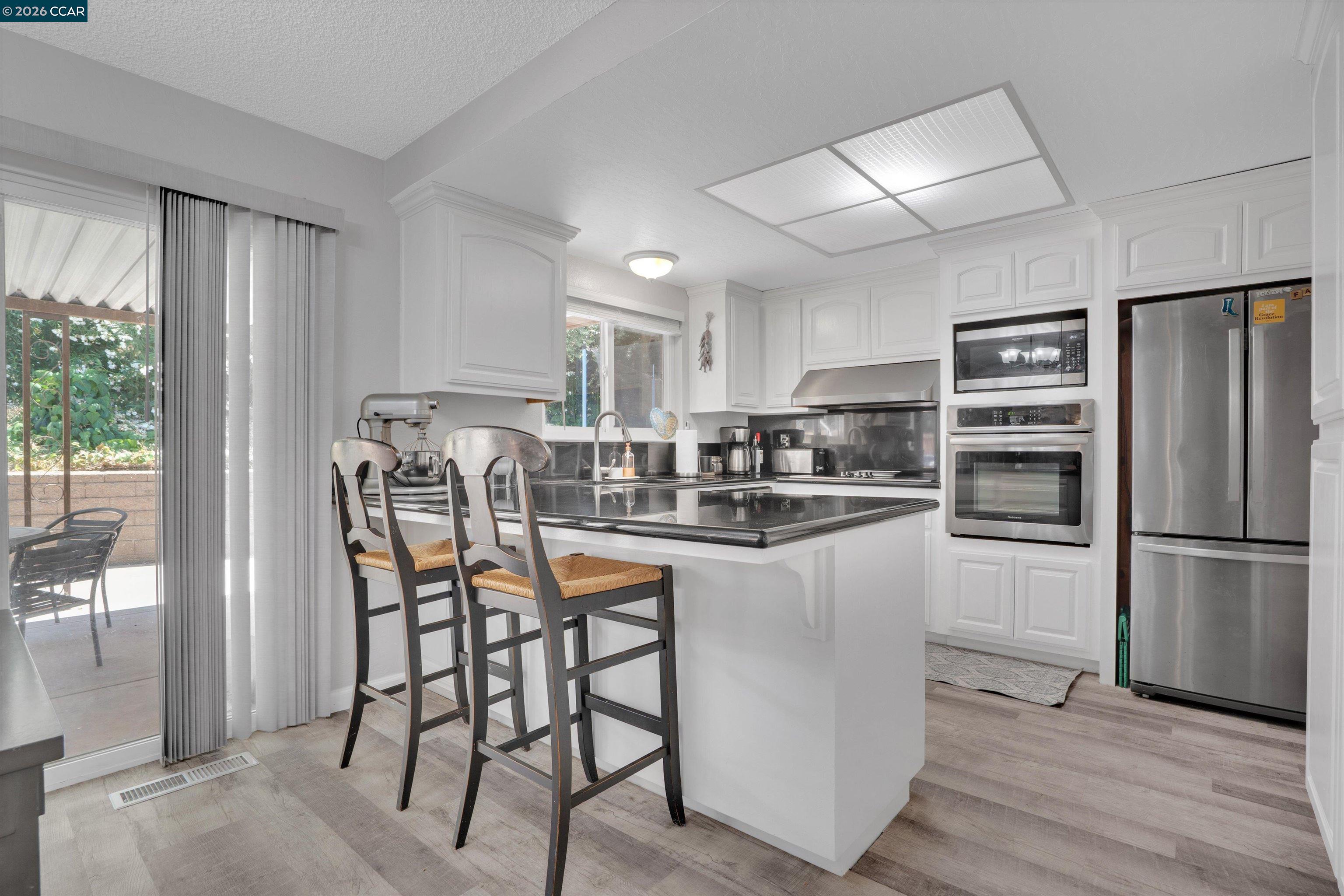 Detail Gallery Image 12 of 27 For 4175 Stephanie Way, Pittsburg,  CA 94565 - 3 Beds | 2 Baths