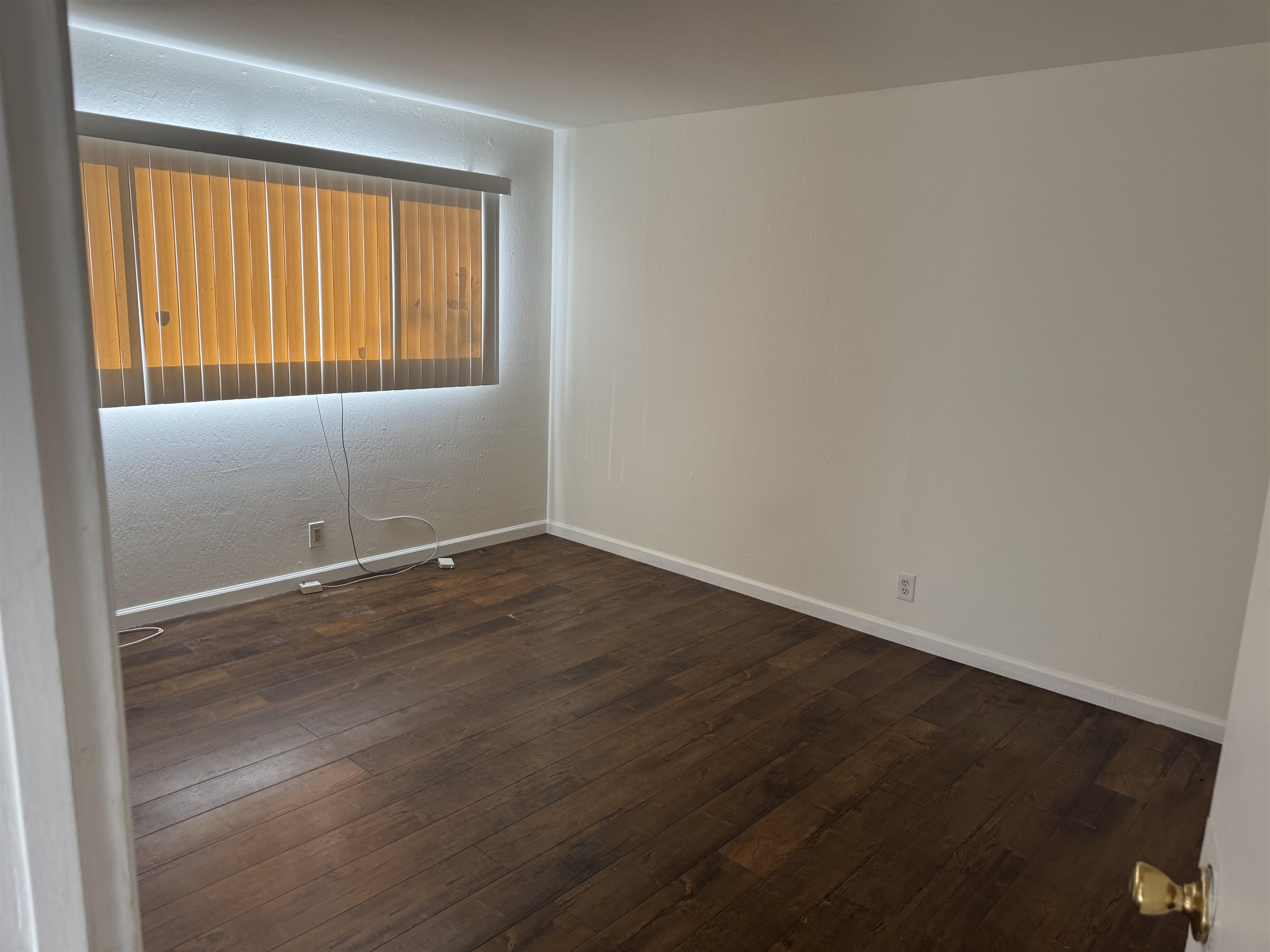 Detail Gallery Image 5 of 6 For 1927 82nd Ave, Oakland,  CA 94621 - – Beds | – Baths